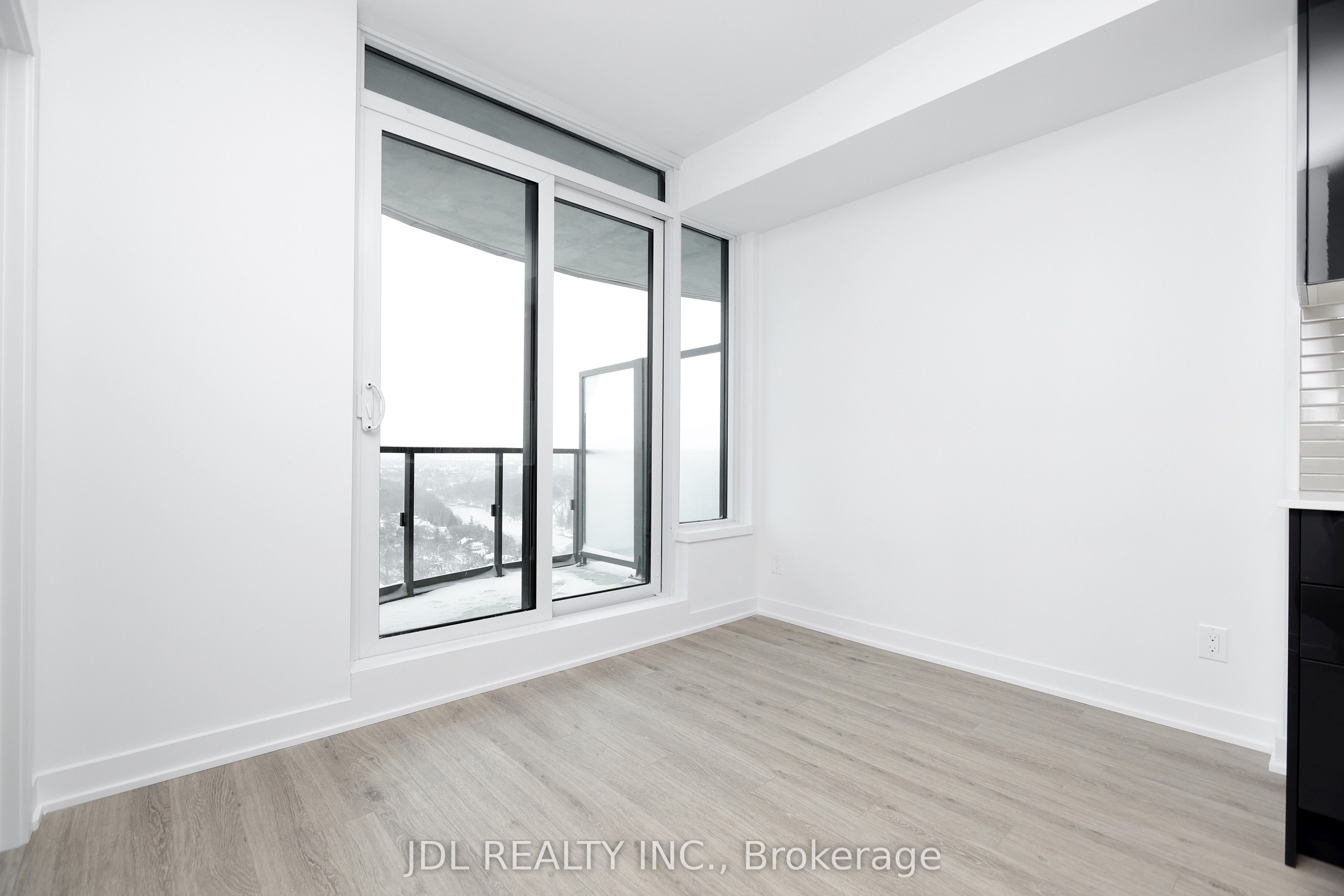 1926 Lake Shore Boulevard W 3615, Toronto, ON M6S 1A1 photo 2