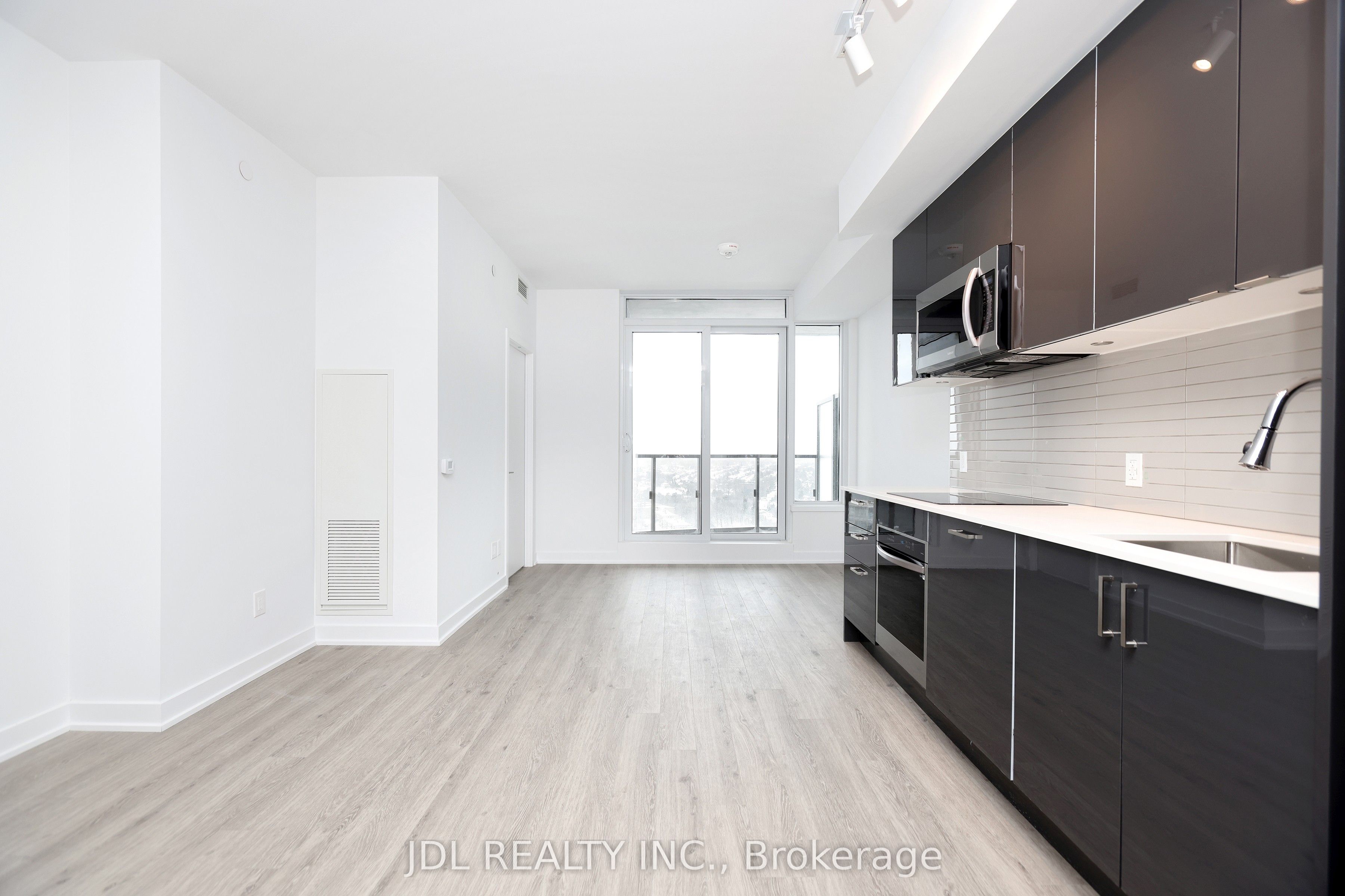1926 Lake Shore Boulevard W 3615, Toronto, ON M6S 1A1 photo 4