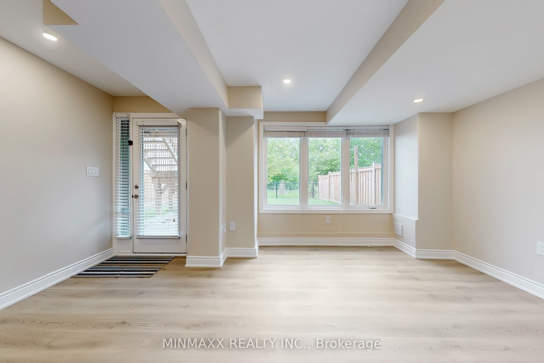 465 Thornborrow (2-Bed Bsmt Apt) Court, Milton, ON L9E 1T4 photo 4