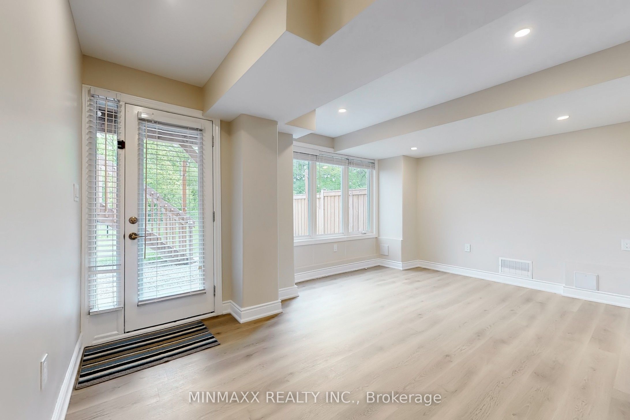 465 Thornborrow (2-Bed Bsmt Apt) Court, Milton, ON L9E 1T4 photo 5