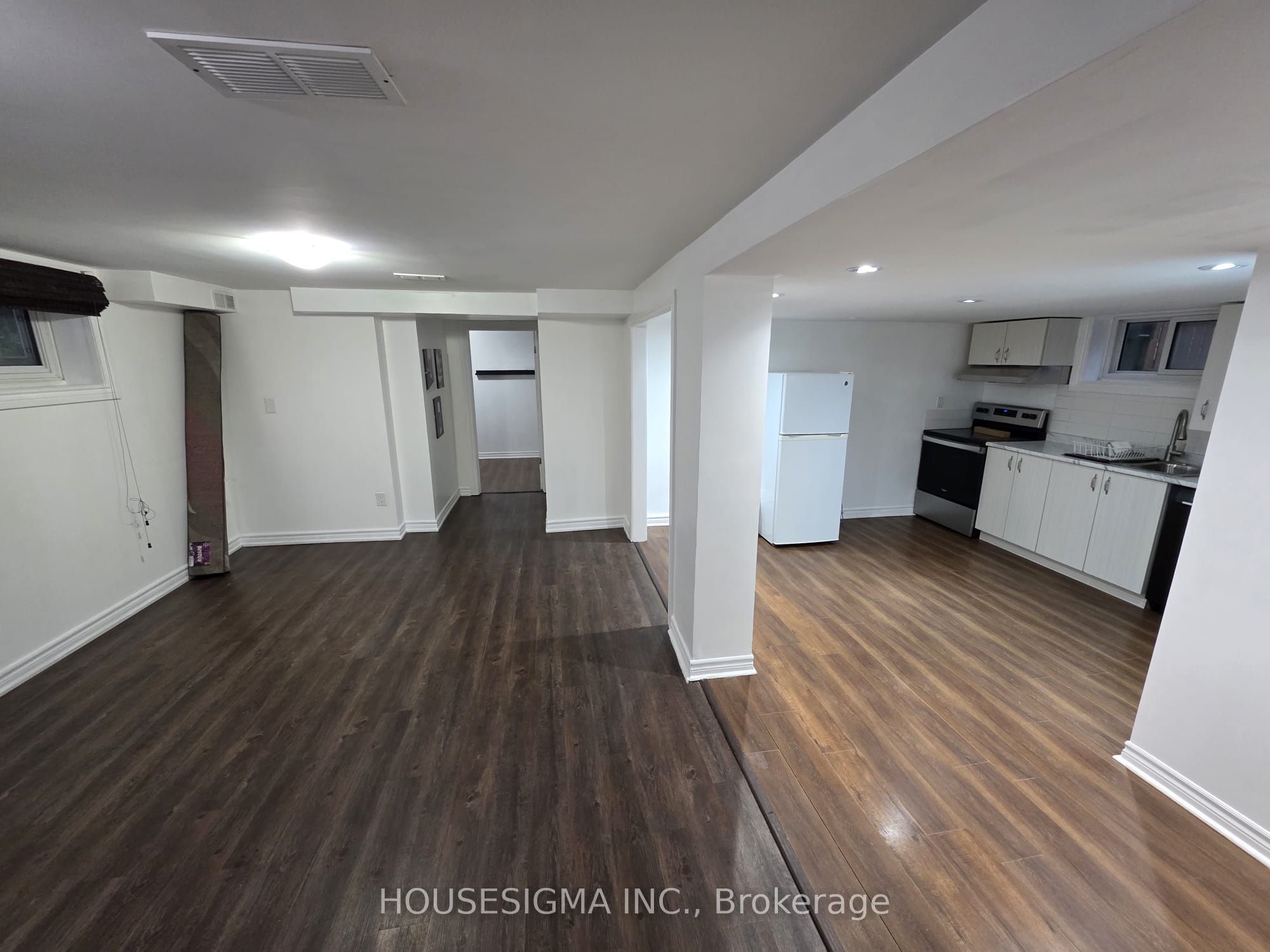 30 Silvercrest Avenue BSMT, Toronto, ON M8W 2S4