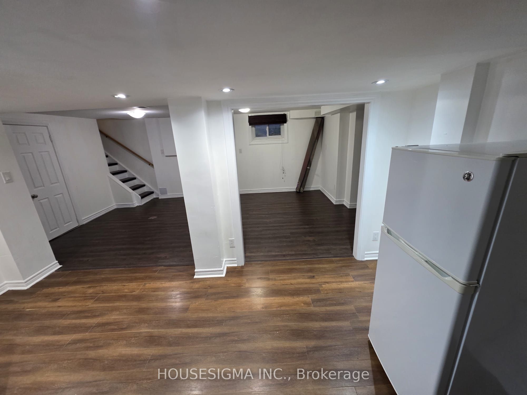 30 Silvercrest Avenue BSMT, Toronto, ON M8W 2S4 photo 2