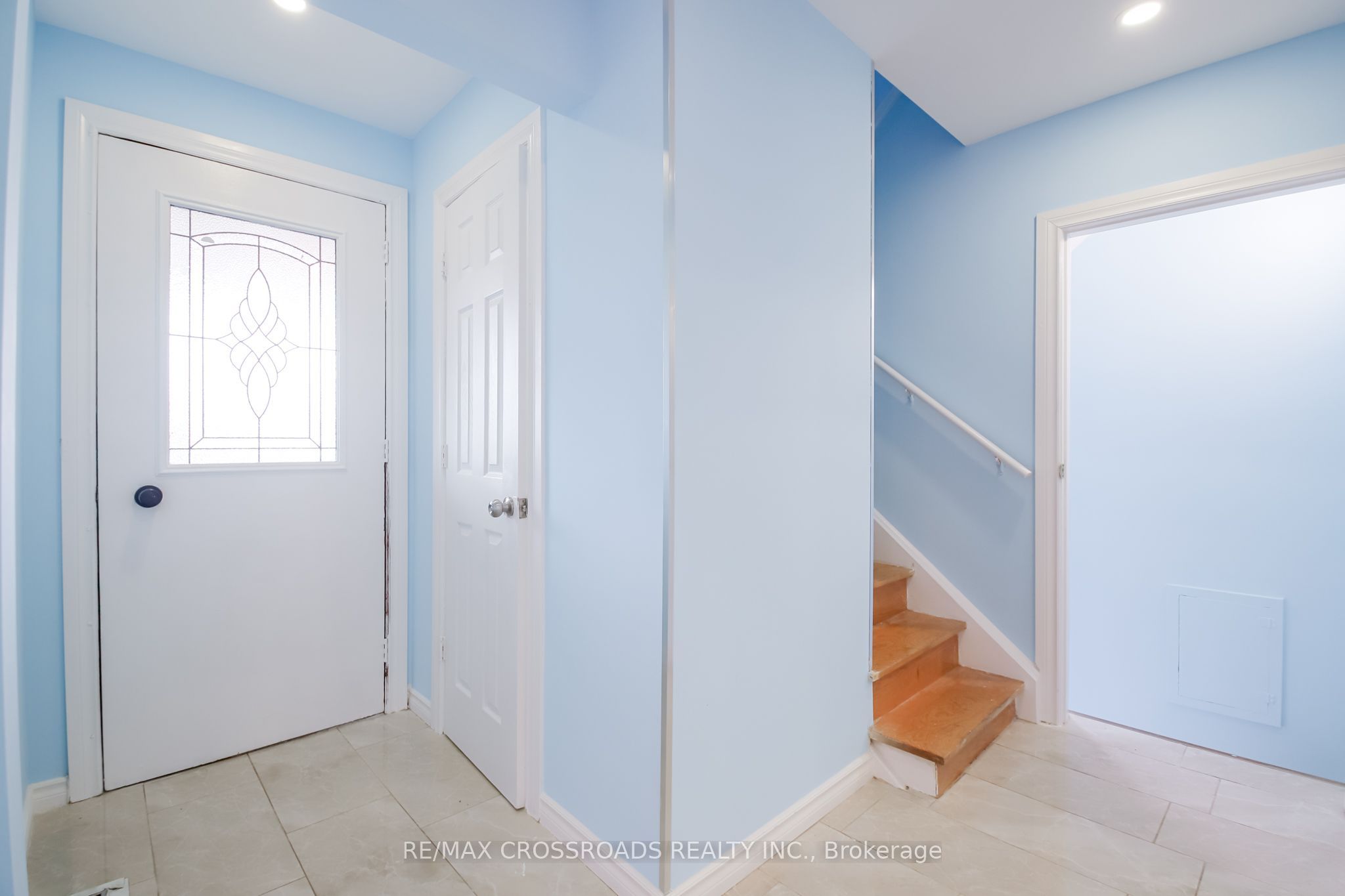 53 Giltspur Drive, Toronto, ON M3L 1M4 photo 4