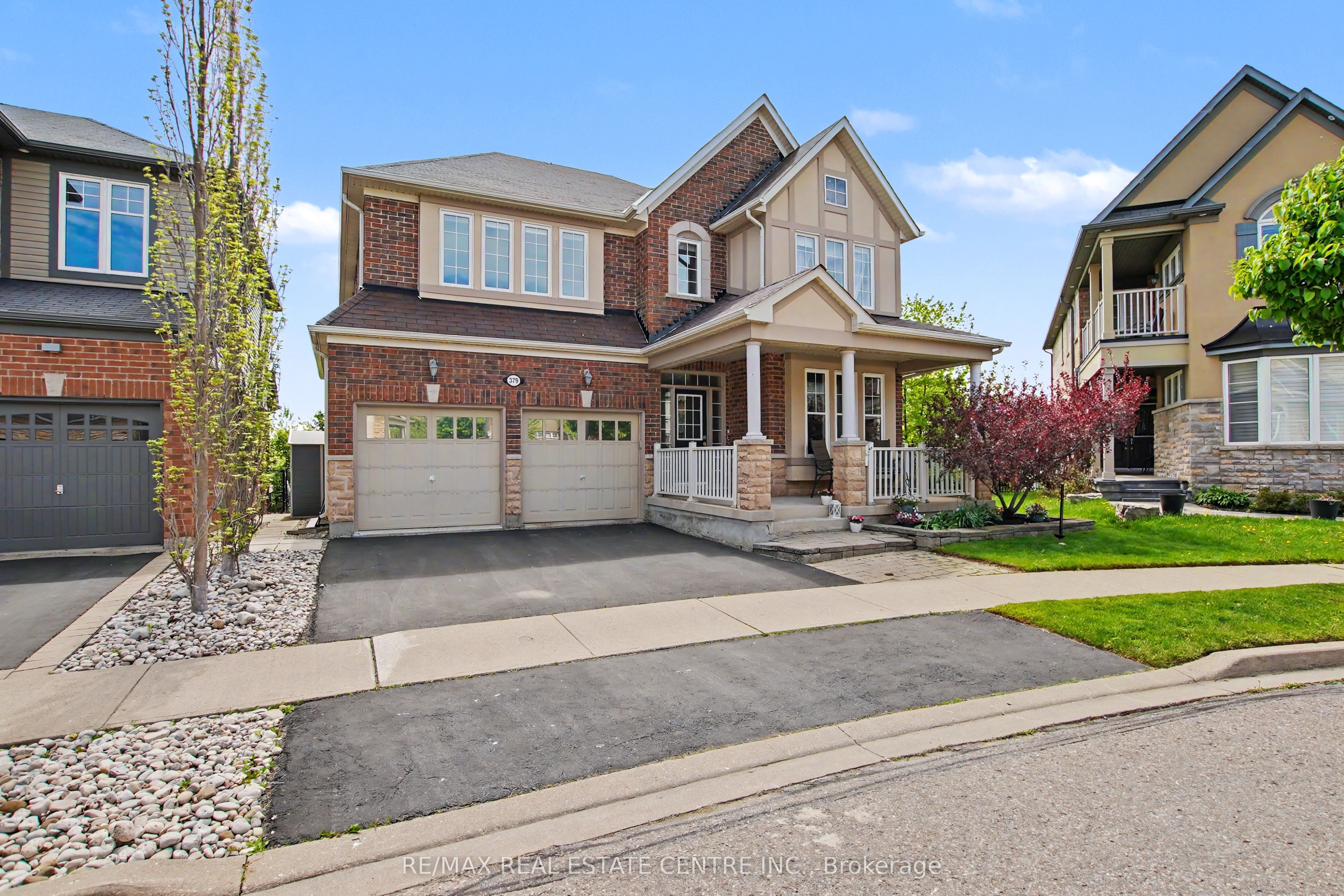 379 Wettlaufer Terrace, Milton, ON L9T 7N4 photo 2