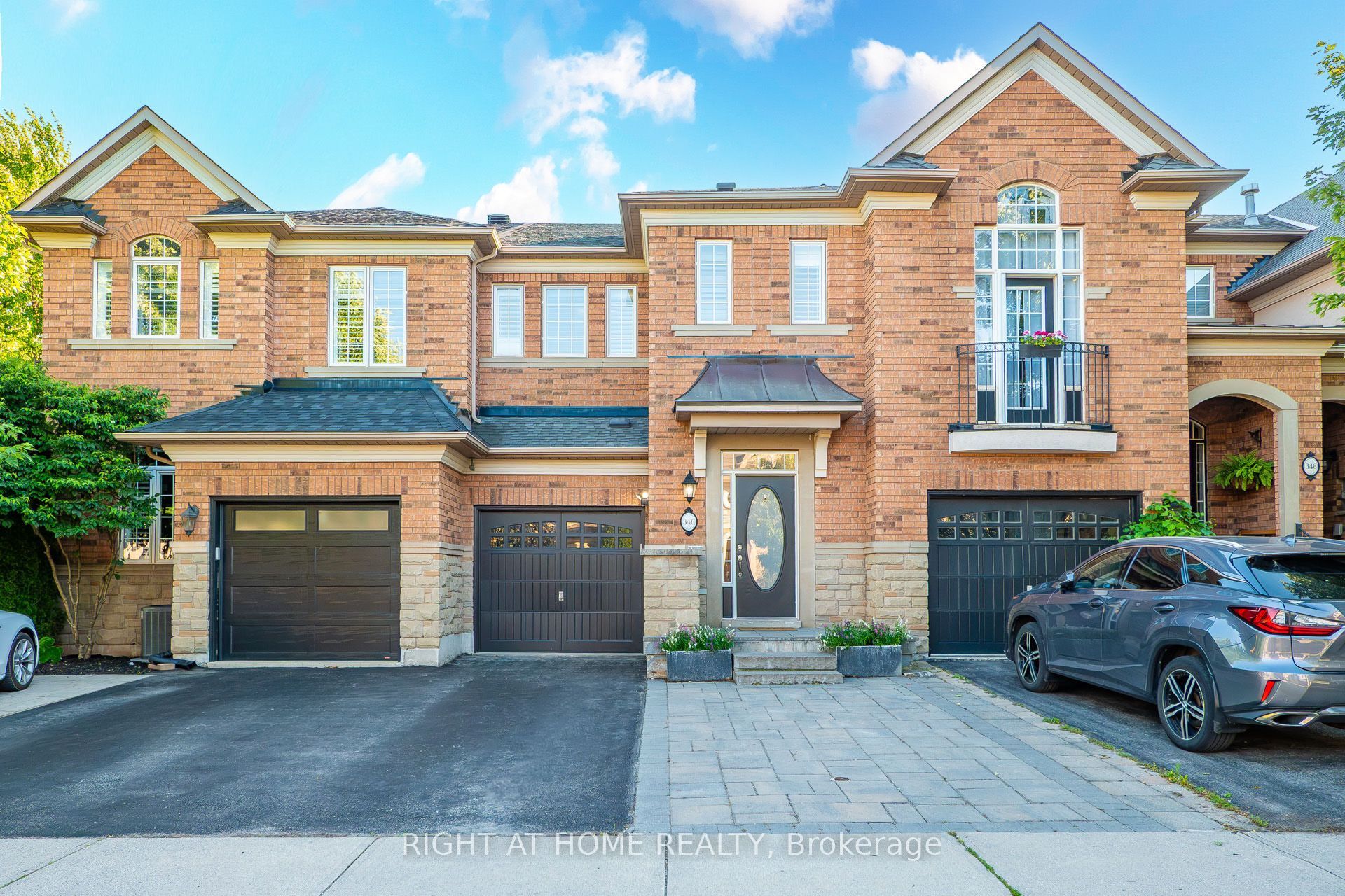 346 Creek Path Avenue, Oakville, ON L6L 6X1 photo 4