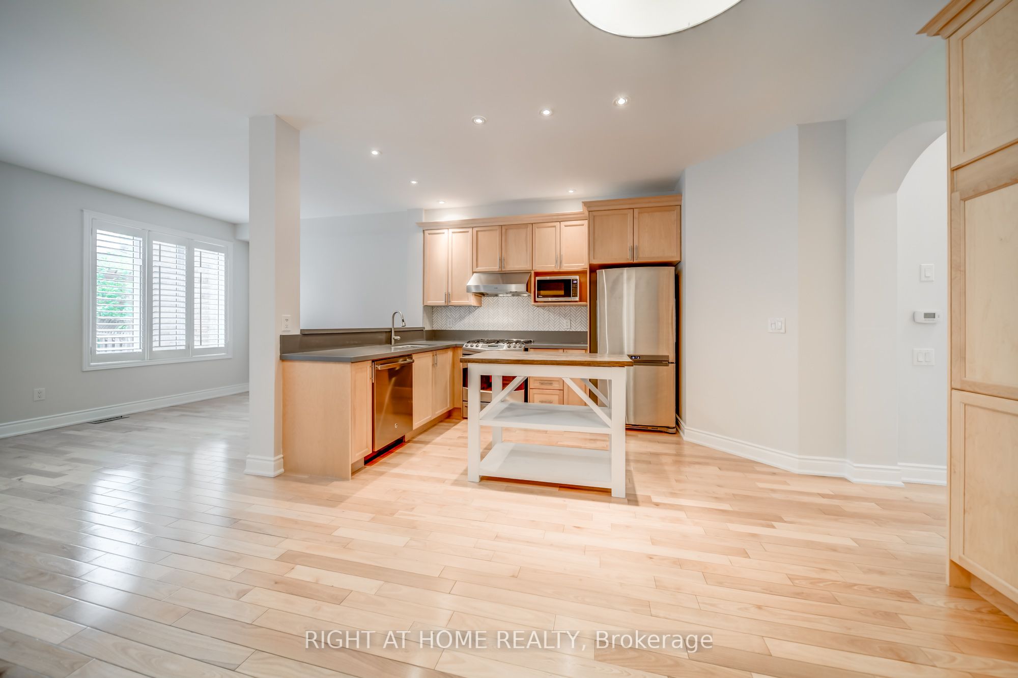 346 Creek Path Avenue, Oakville, ON L6L 6X1 photo 5