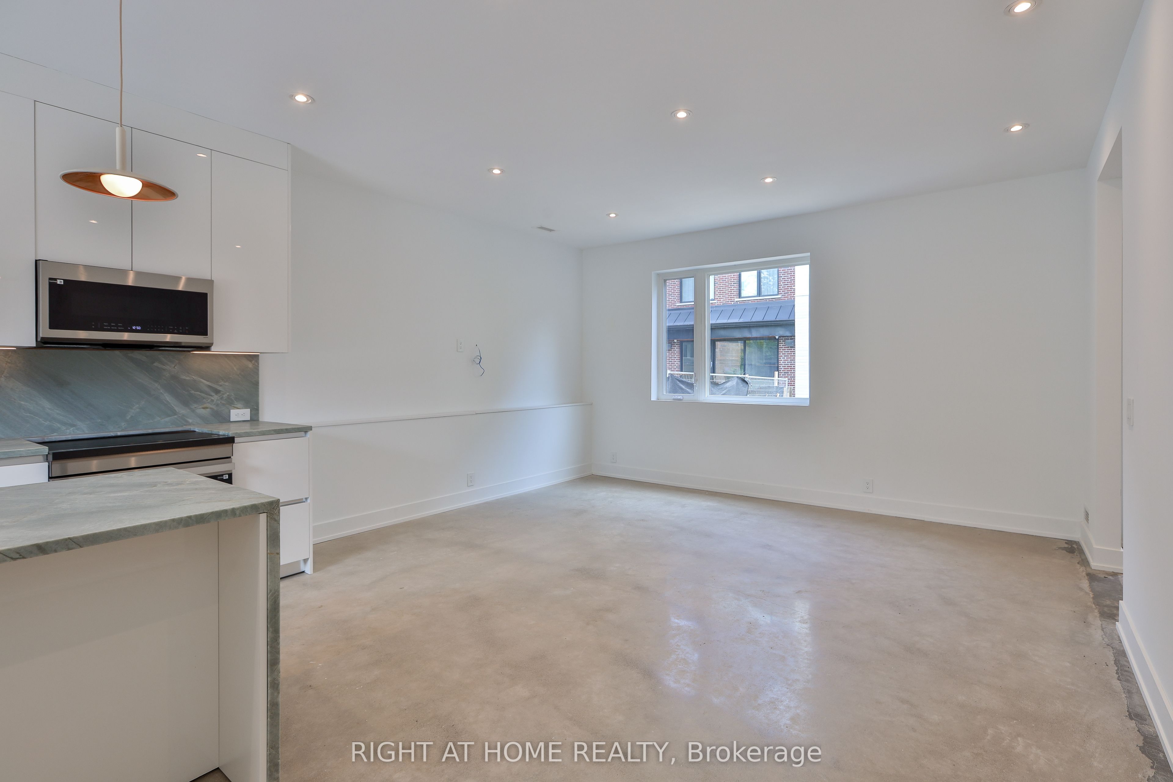 266 Indian Grove Laneway House, Toronto, ON M6P 2H5 photo 3