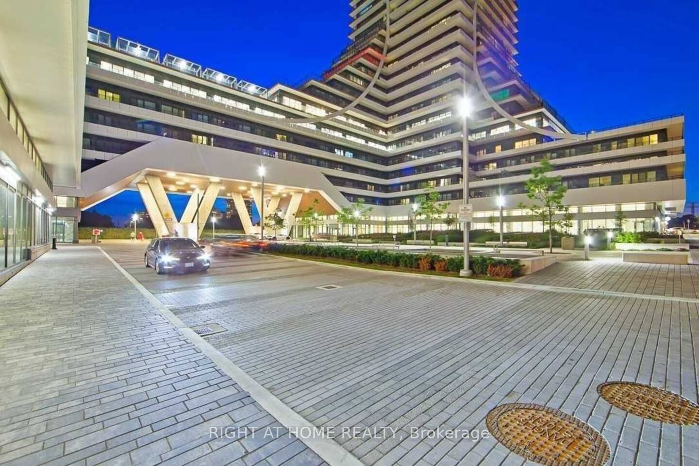 30 Shore Breeze Drive 3212, Toronto, ON M8V 0J1 photo 4