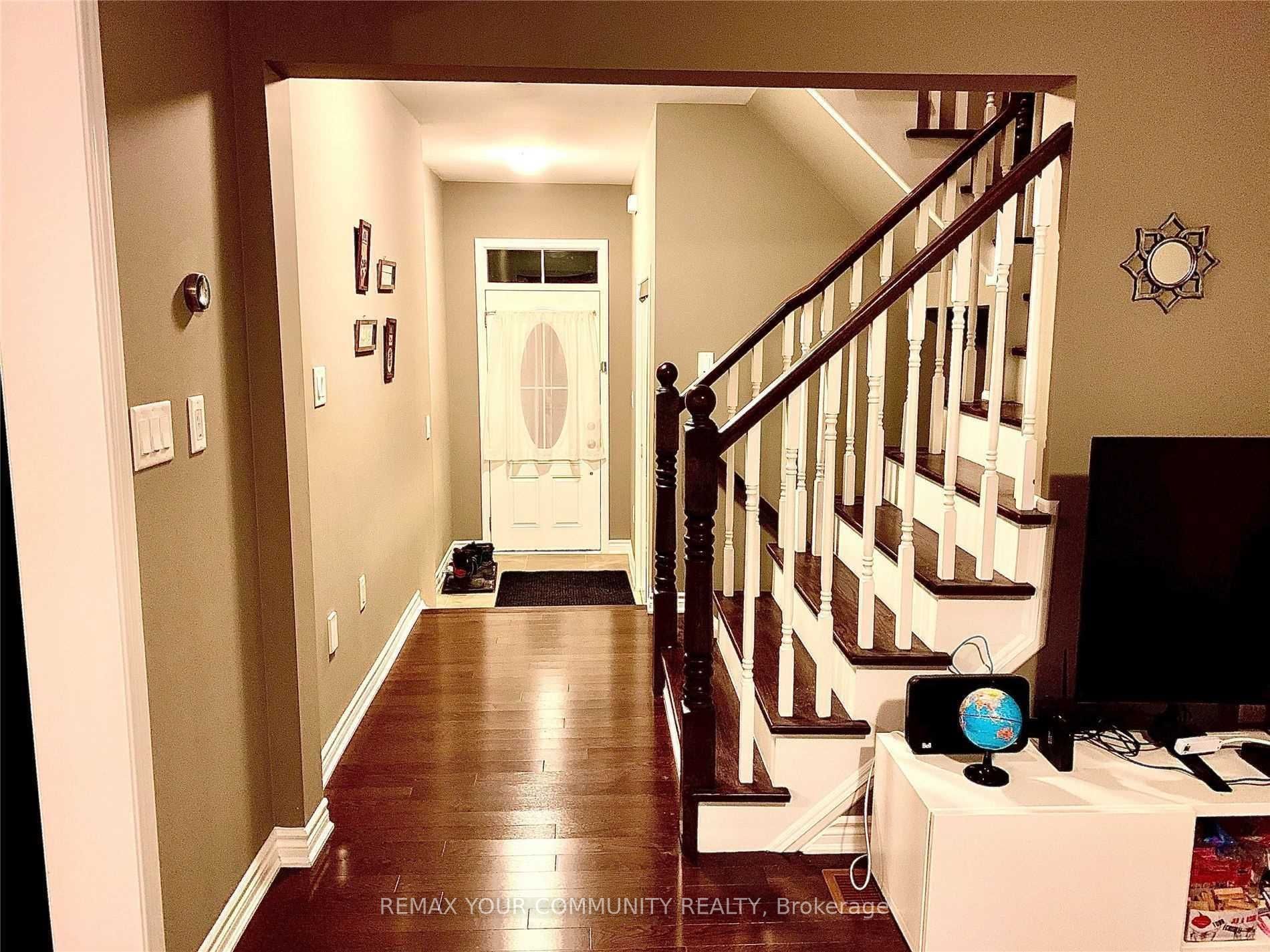 312 Jean Landing Street, Milton, ON L9E 1C6 photo 3