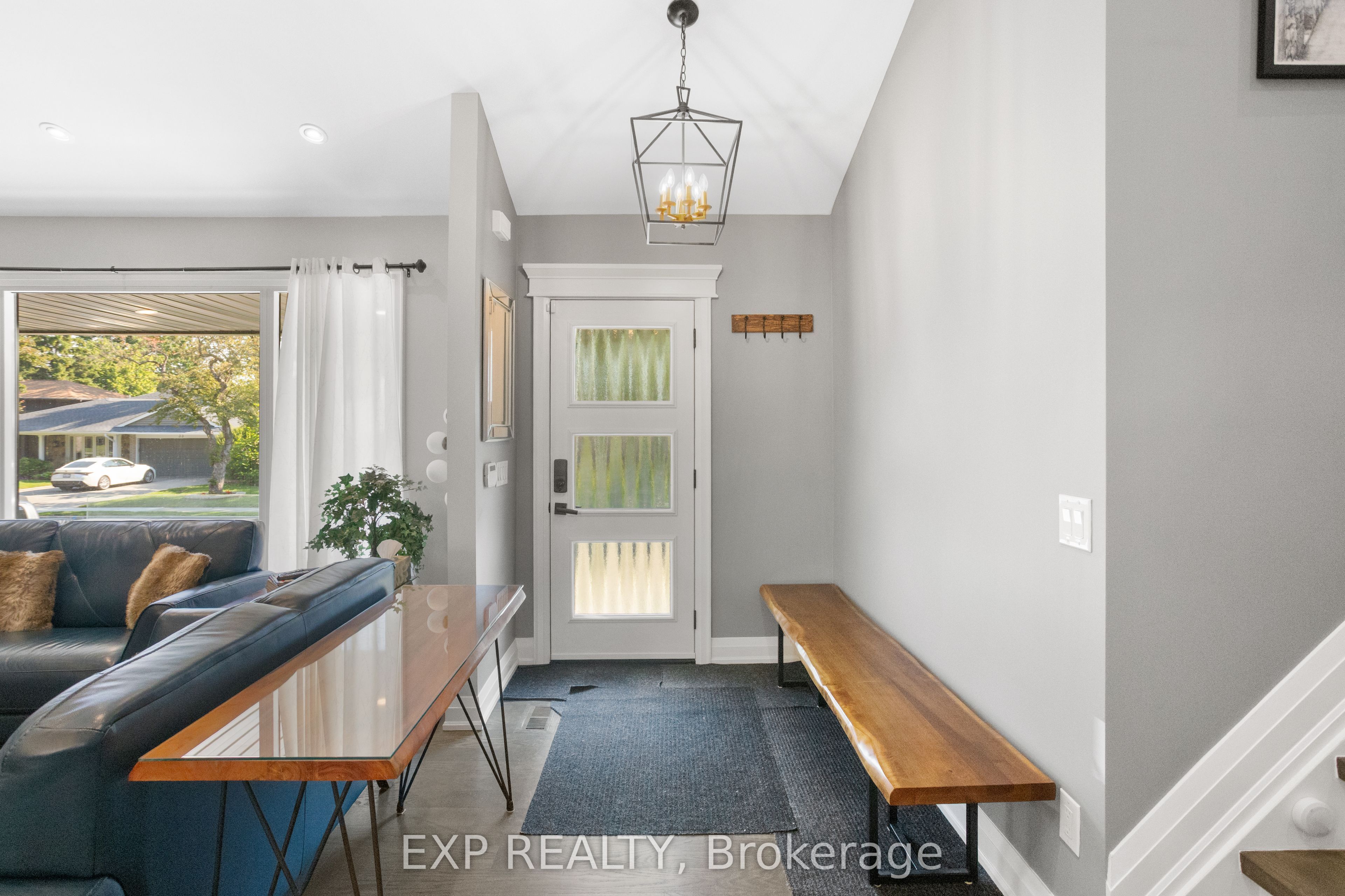 18 Winsdale Road, Toronto, ON M9C 2W8 photo 5