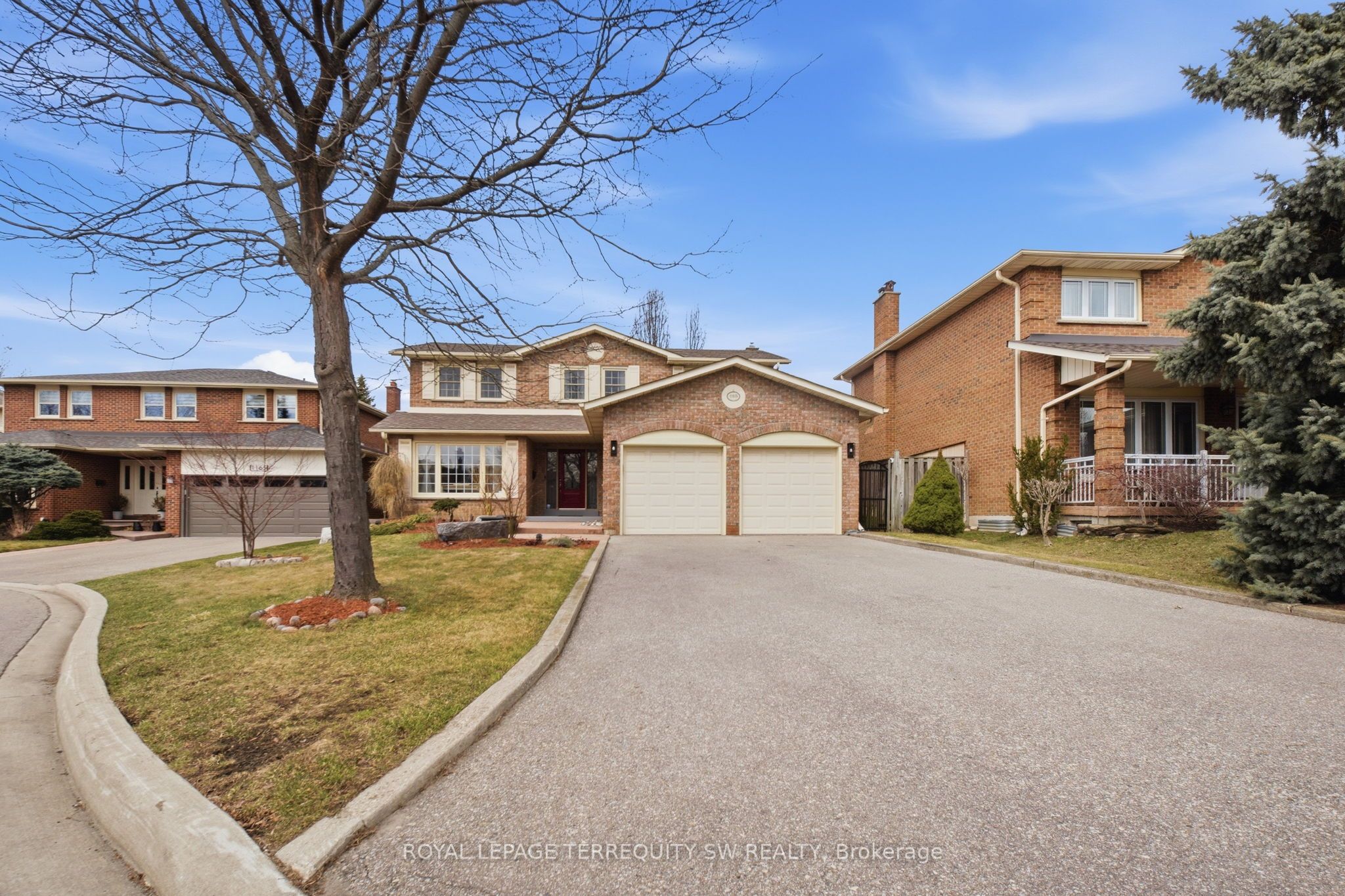 1169 Carlo Court, Mississauga, ON L4W 3N6 photo 3