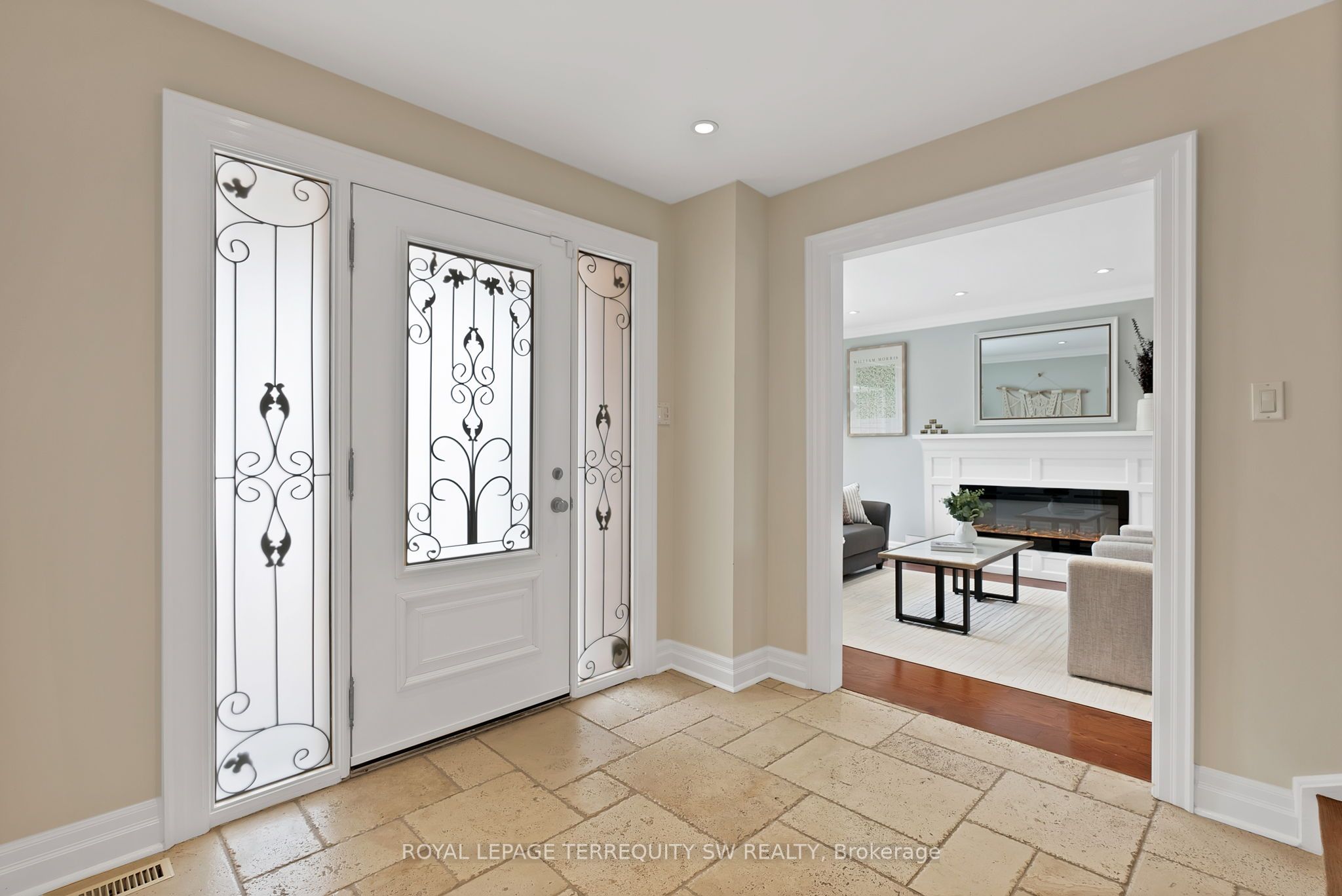 1169 Carlo Court, Mississauga, ON L4W 3N6 photo 5