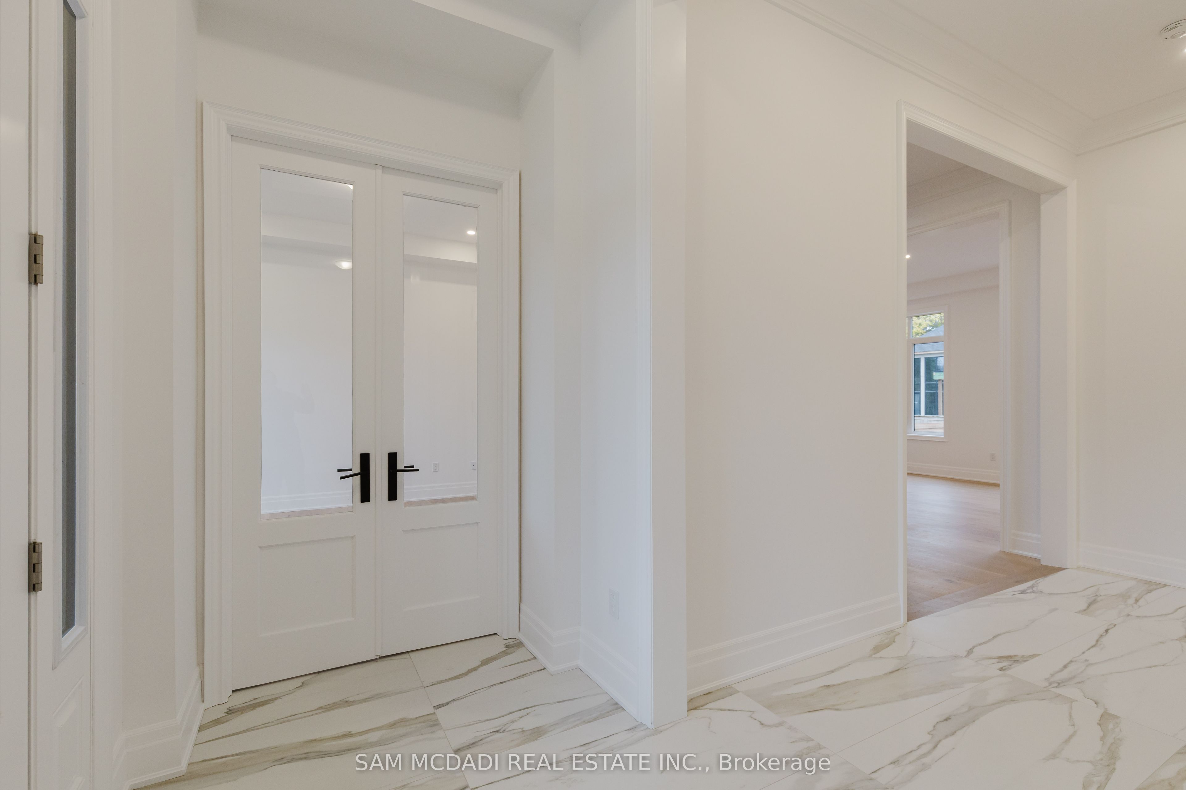 243 Prince George Crescent, Oakville, ON L6L 6P2 photo 4