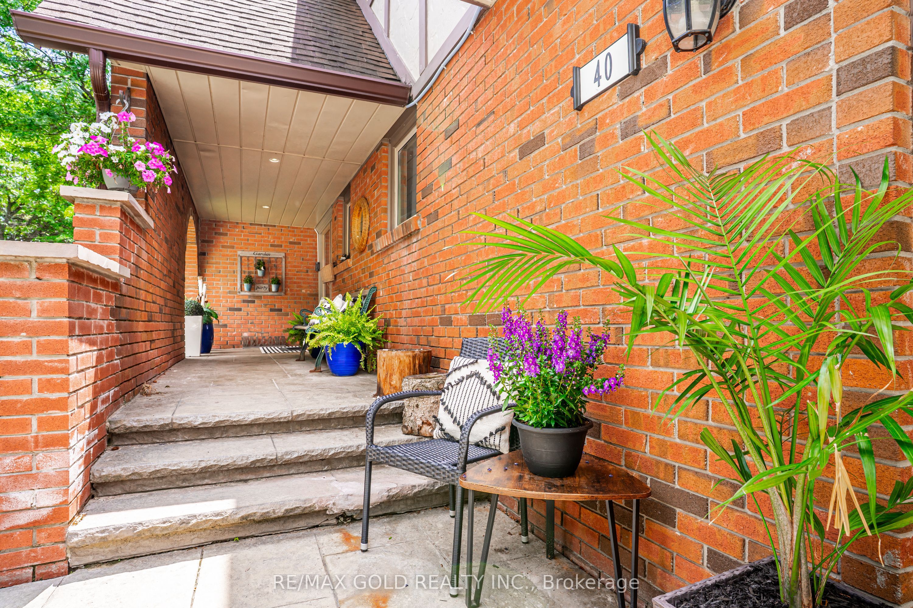 40 Cairnmore Court, Brampton, ON L6Z 1T6 photo 5