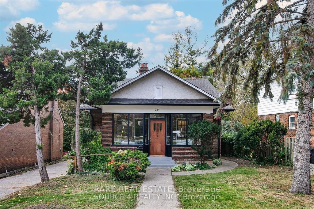 224 ELLIS Avenue, Toronto, ON M6S 2X2