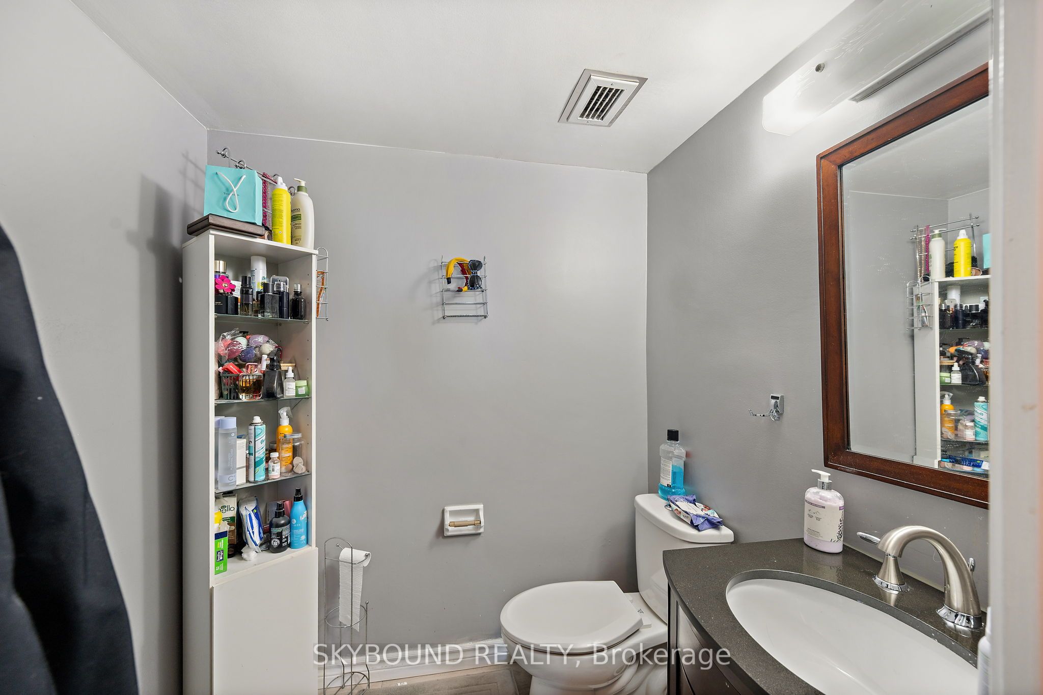 15 La Rose Avenue 1510, Toronto, ON M9P 1A7 photo 5