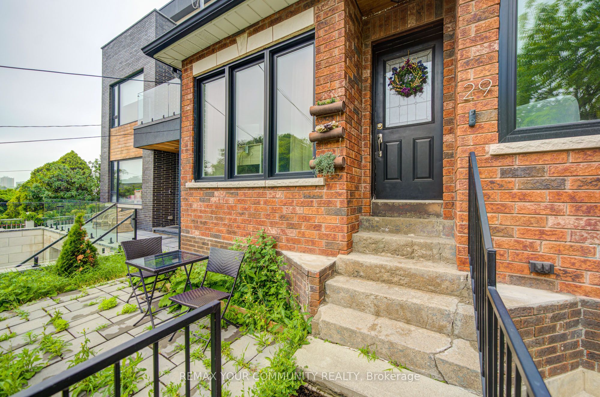 29 Ennerdale Road Main, Toronto, ON M6E 4C2 photo 5