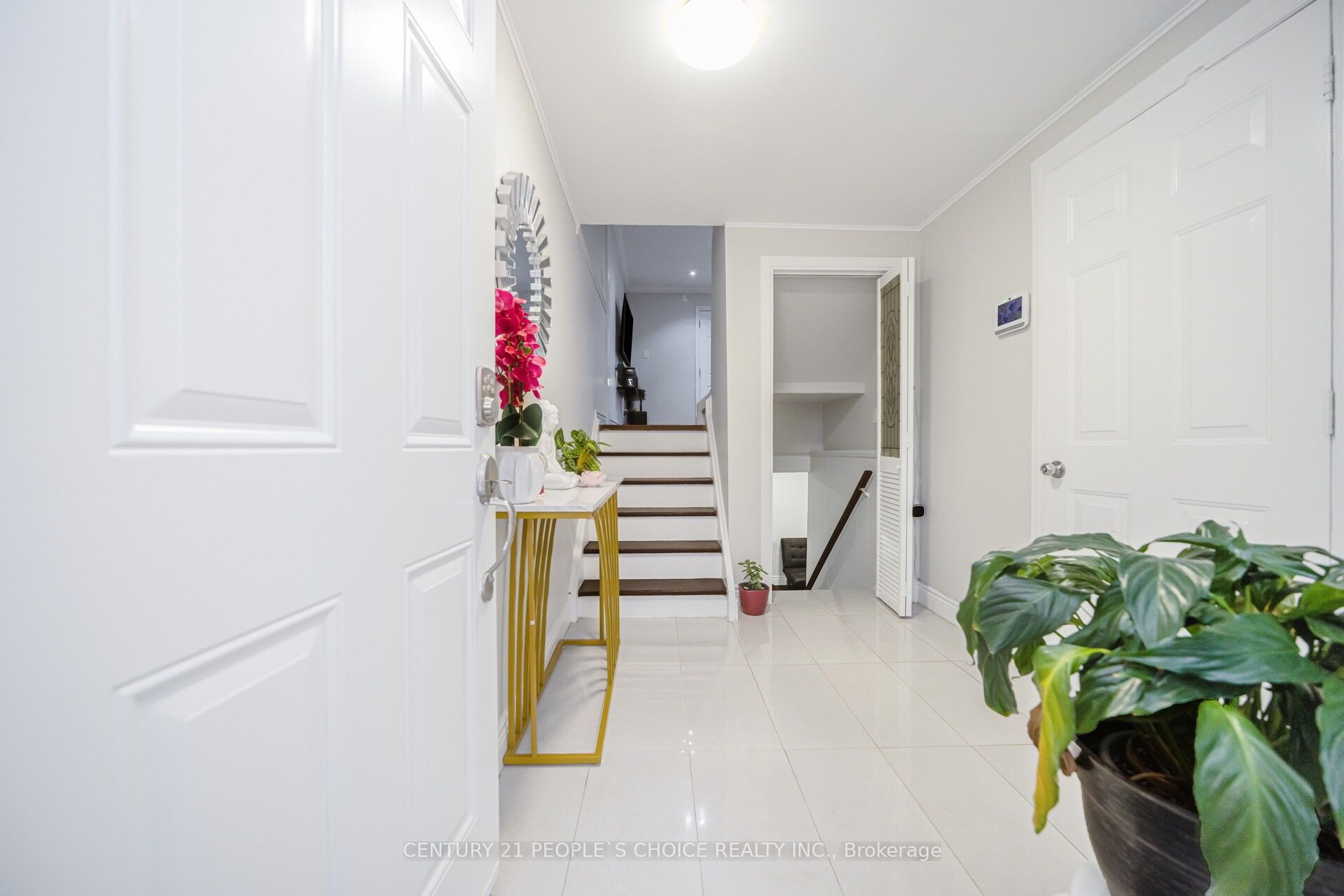 10 Eden Park Drive, Brampton, ON L6T 3A5 photo 4