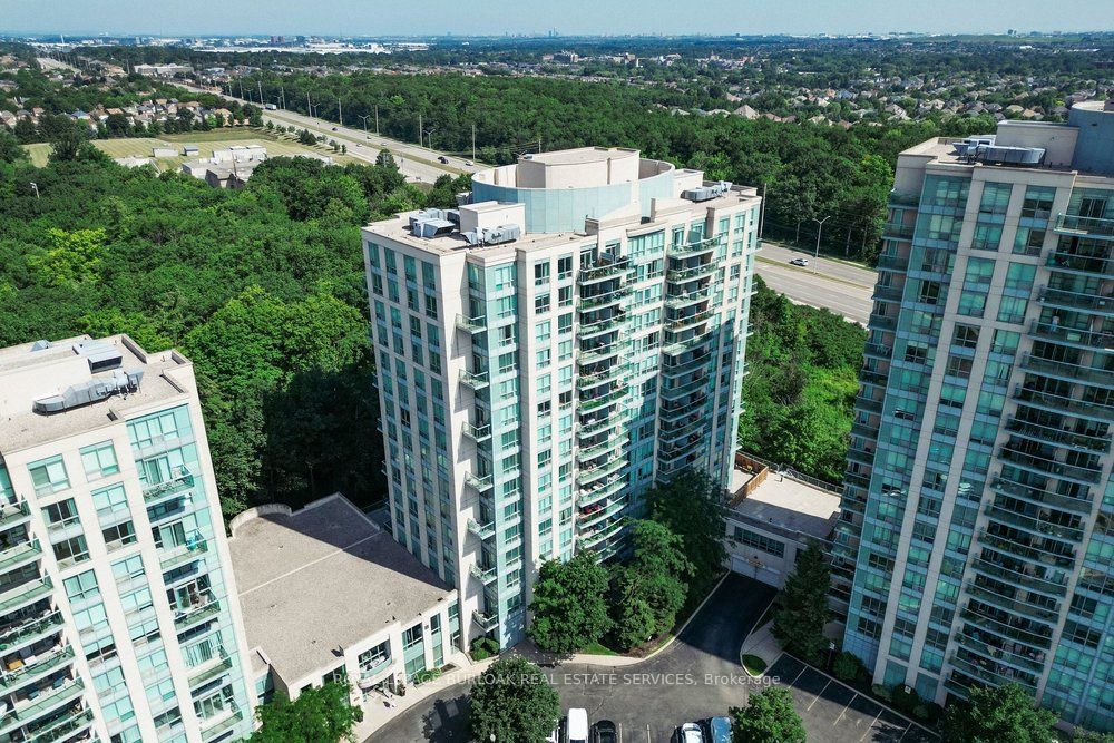 2565 Erin Centre Boulevard 402, Mississauga, ON L5M 6Z8 photo 2