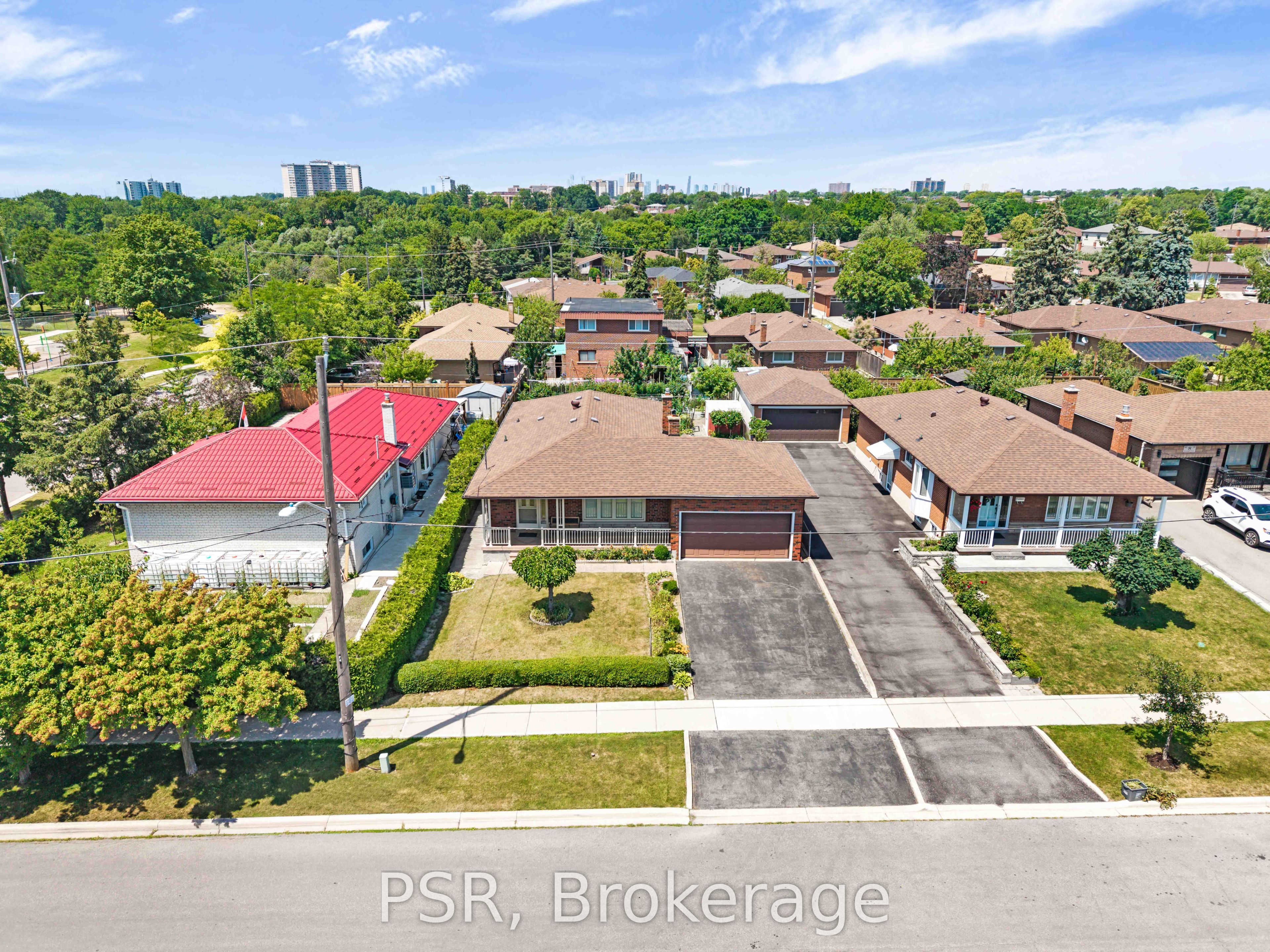 4 Gatesgill Crescent, Toronto, ON M3M 1X9 photo 3