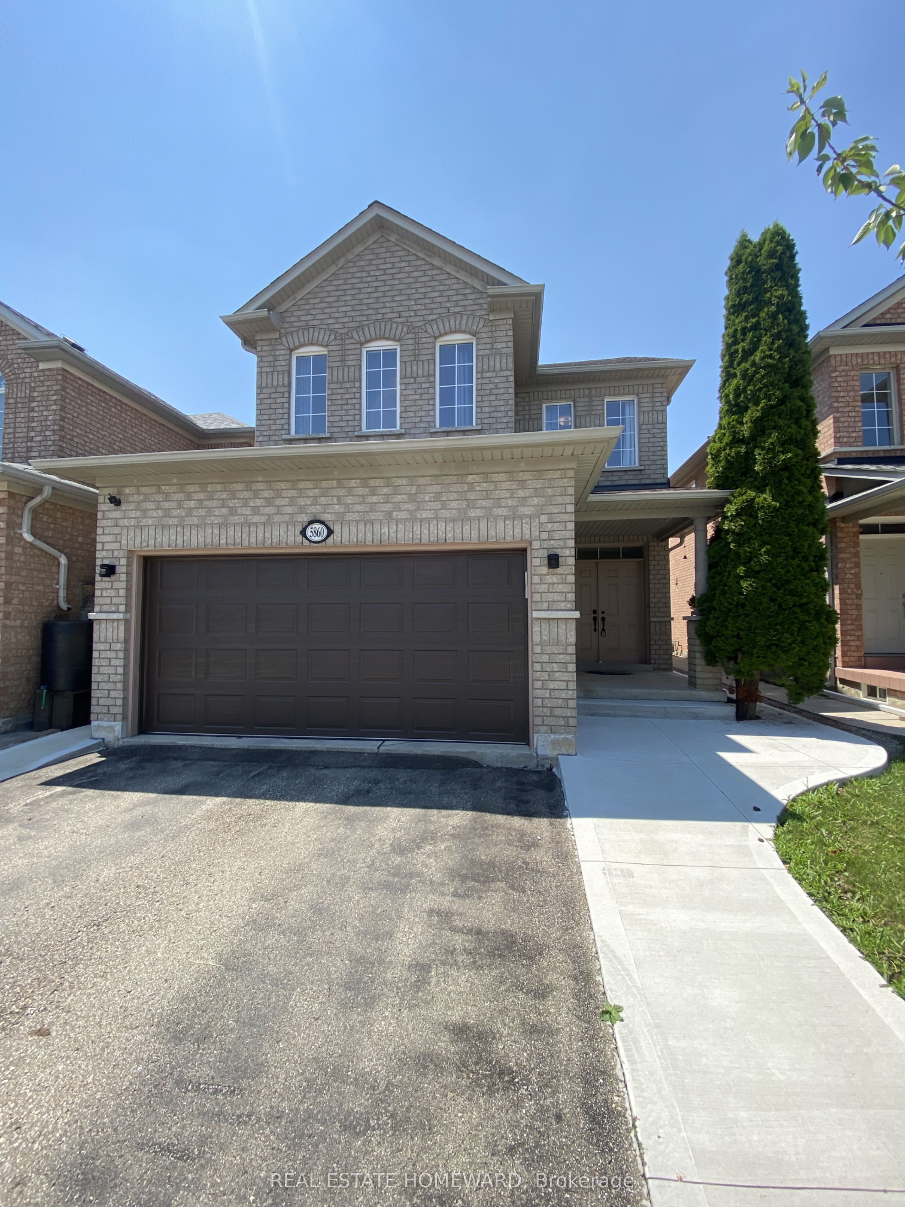 5860 Terrapark Trail, Mississauga, ON L5M 6S1 photo 3