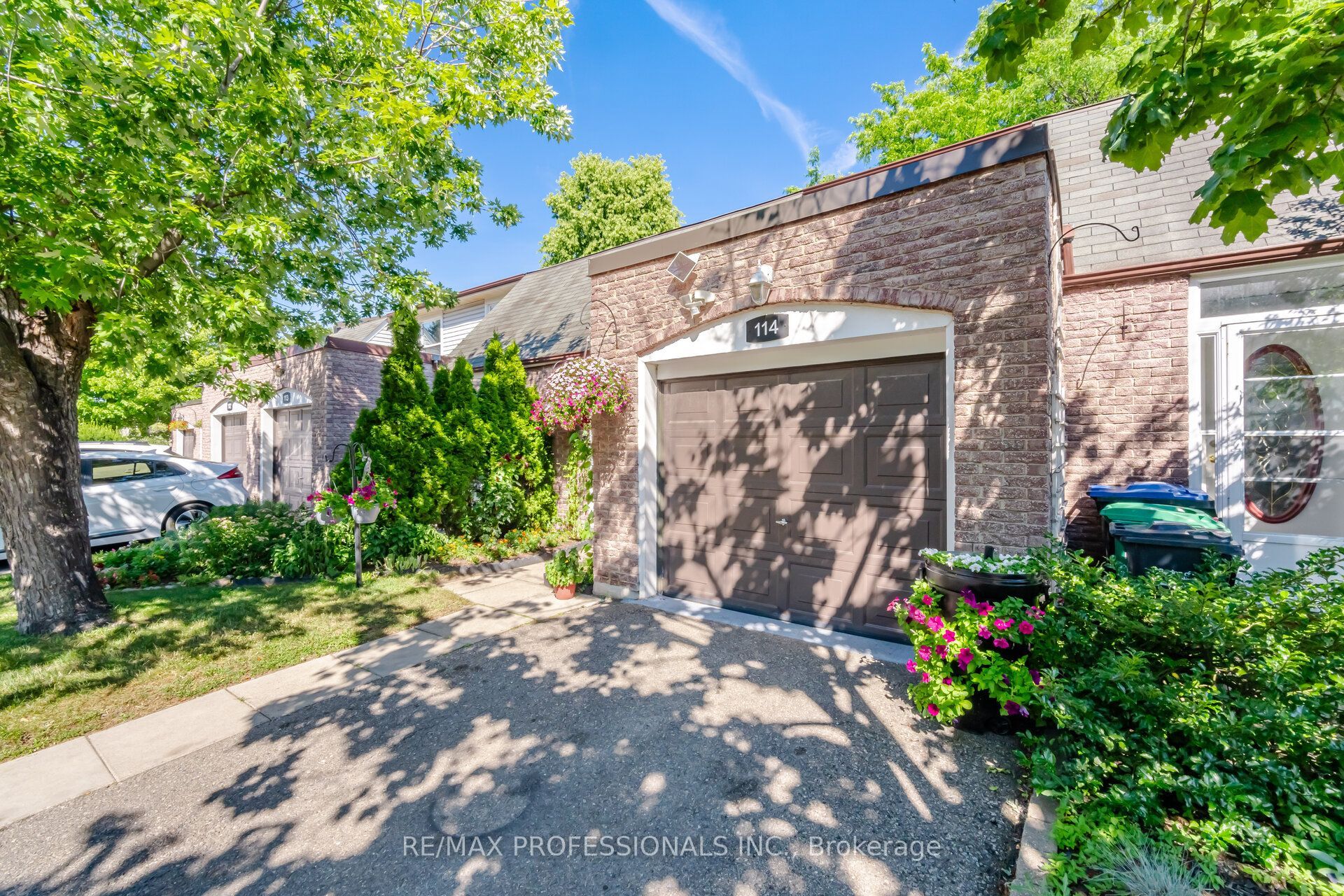 2440 Bromsgrove Road 114, Mississauga, ON L5J 4J7 photo 3