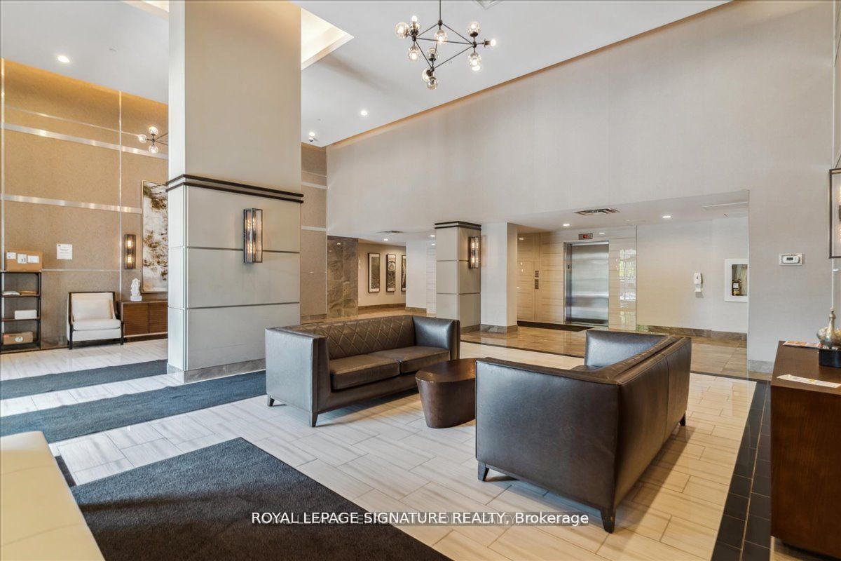 2486 Old Bronte Road 331, Oakville, ON L6M 4J2 photo 3