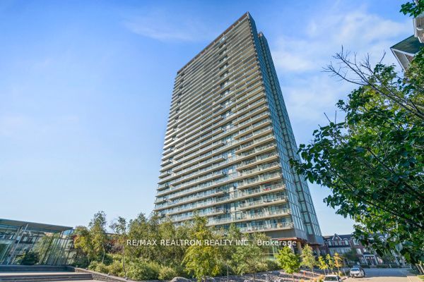 105 The Queensway Avenue 504, Toronto, ON M6S 5B5 photo 2