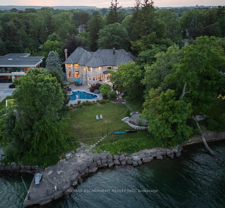 4038 Lakeshore Road, Burlington, ON L7L 1A1 photo 2