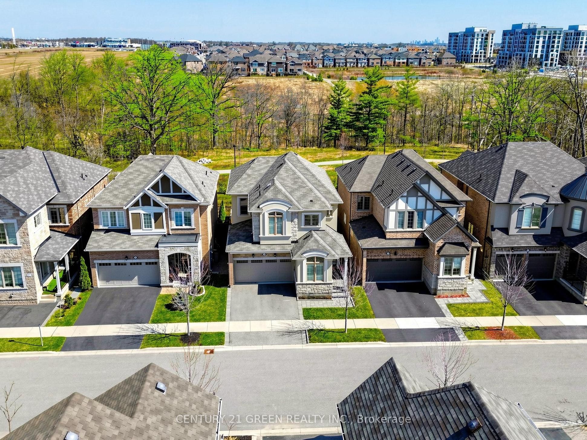 1229 SWEETFERN Crescent, Milton, ON L9E 1L9