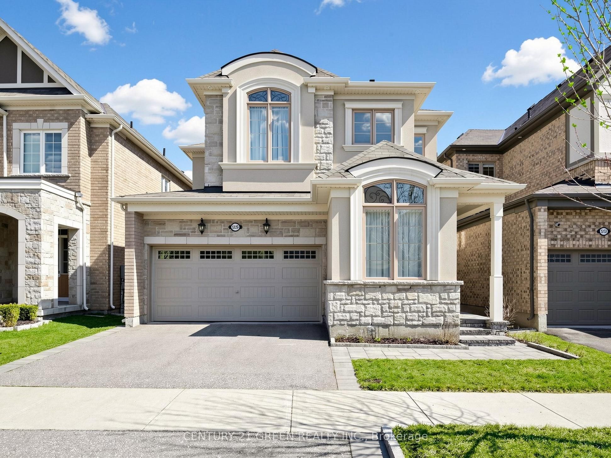 1229 SWEETFERN Crescent, Milton, ON L9E 1L9 photo 2