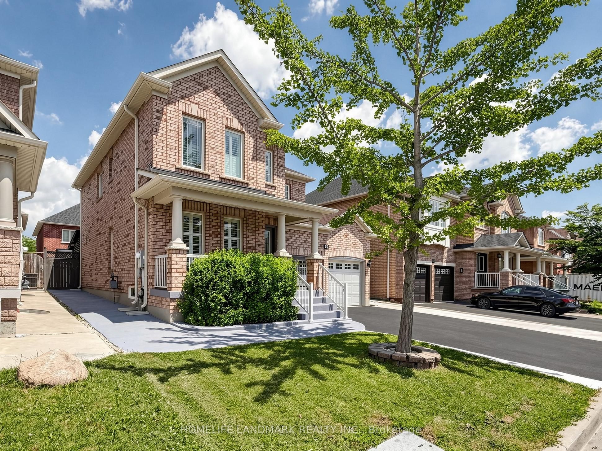 19 Citronella Lane, Brampton, ON L6R 3E8 photo 2