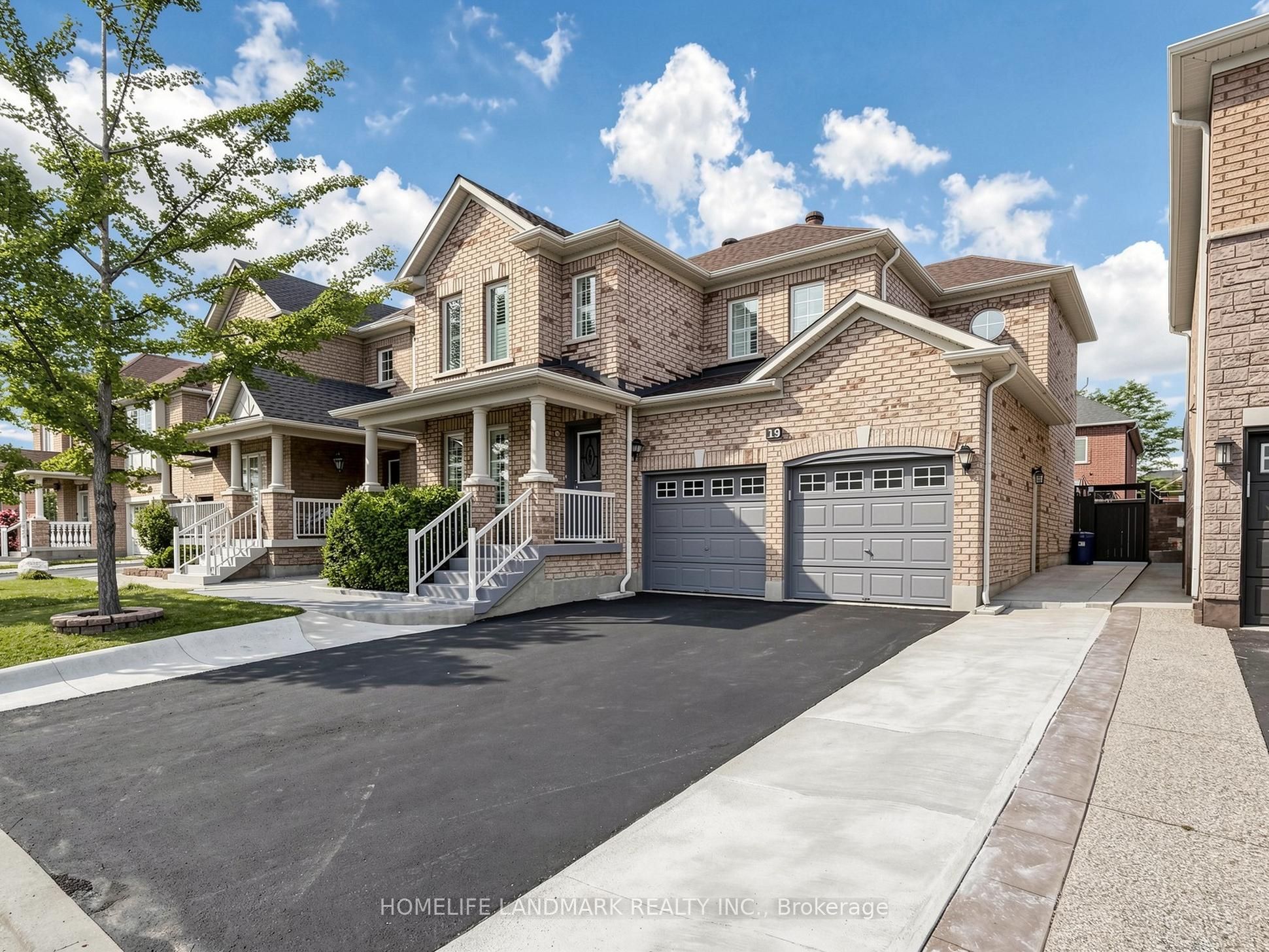 19 Citronella Lane, Brampton, ON L6R 3E8 photo 3