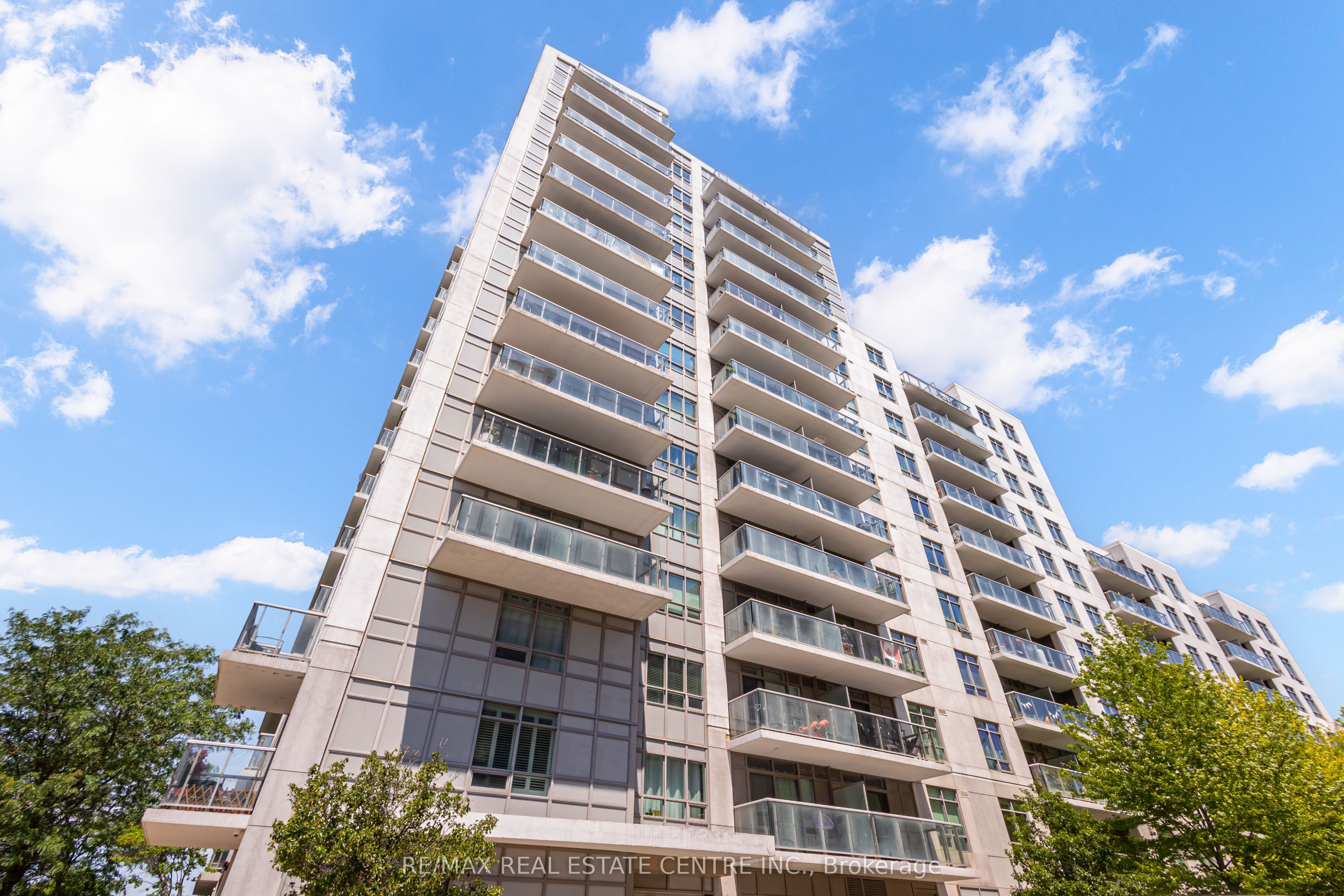 816 Lansdowne Avenue 1409, Toronto, ON M6H 4K6 photo 3