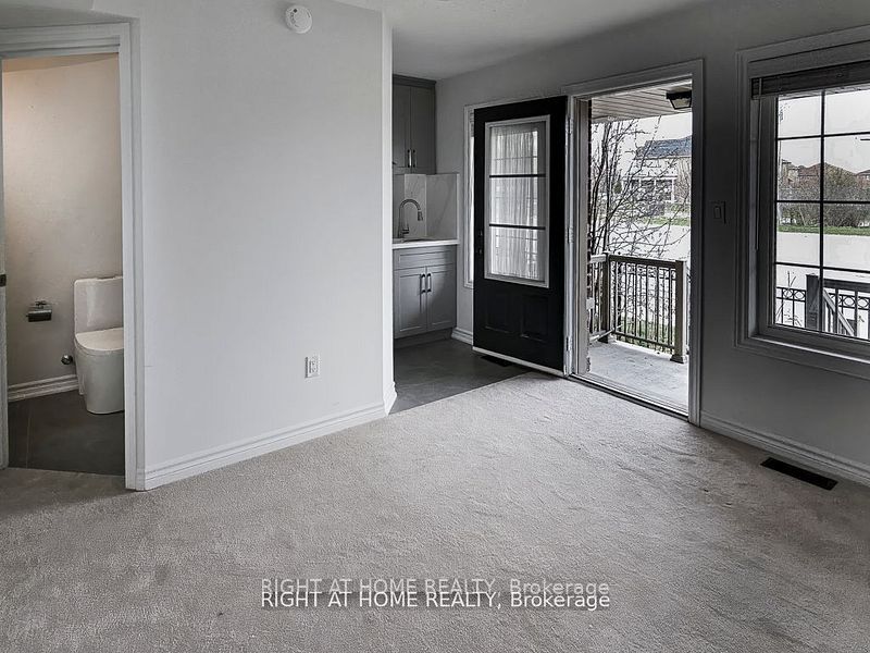 11 Telegraph Street MAIN, Brampton, ON L6Z 0H9 photo 3