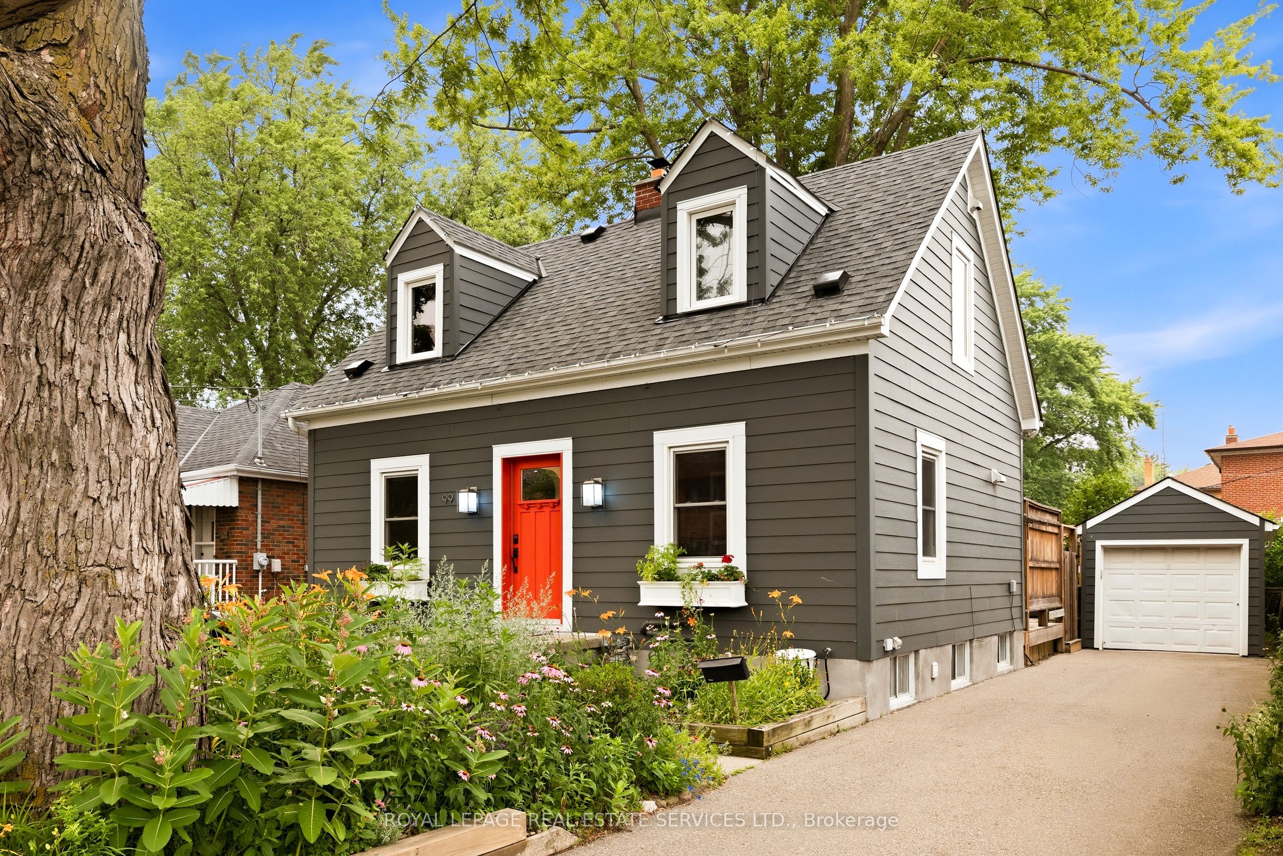 99 Foch Avenue, Toronto, ON M8W 3X9 photo 4