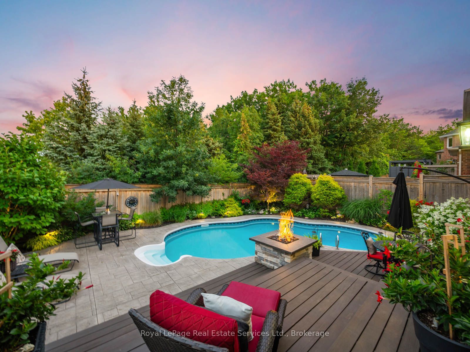 1478 Creekwood Trail, Oakville, ON L6H 6E6 photo 3