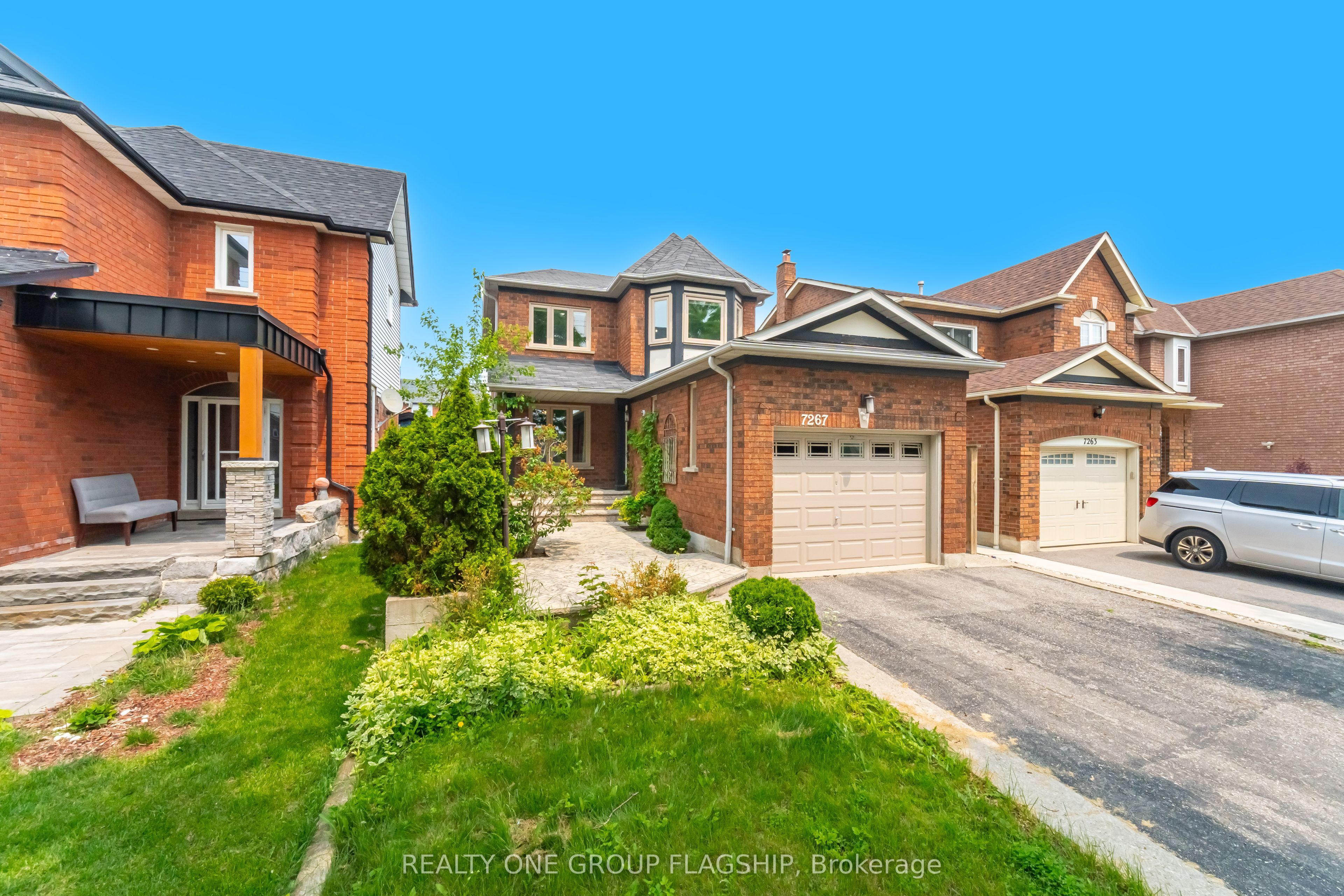 7267 Windbreak Upper Court, Mississauga, ON L5N 6K6 photo 5