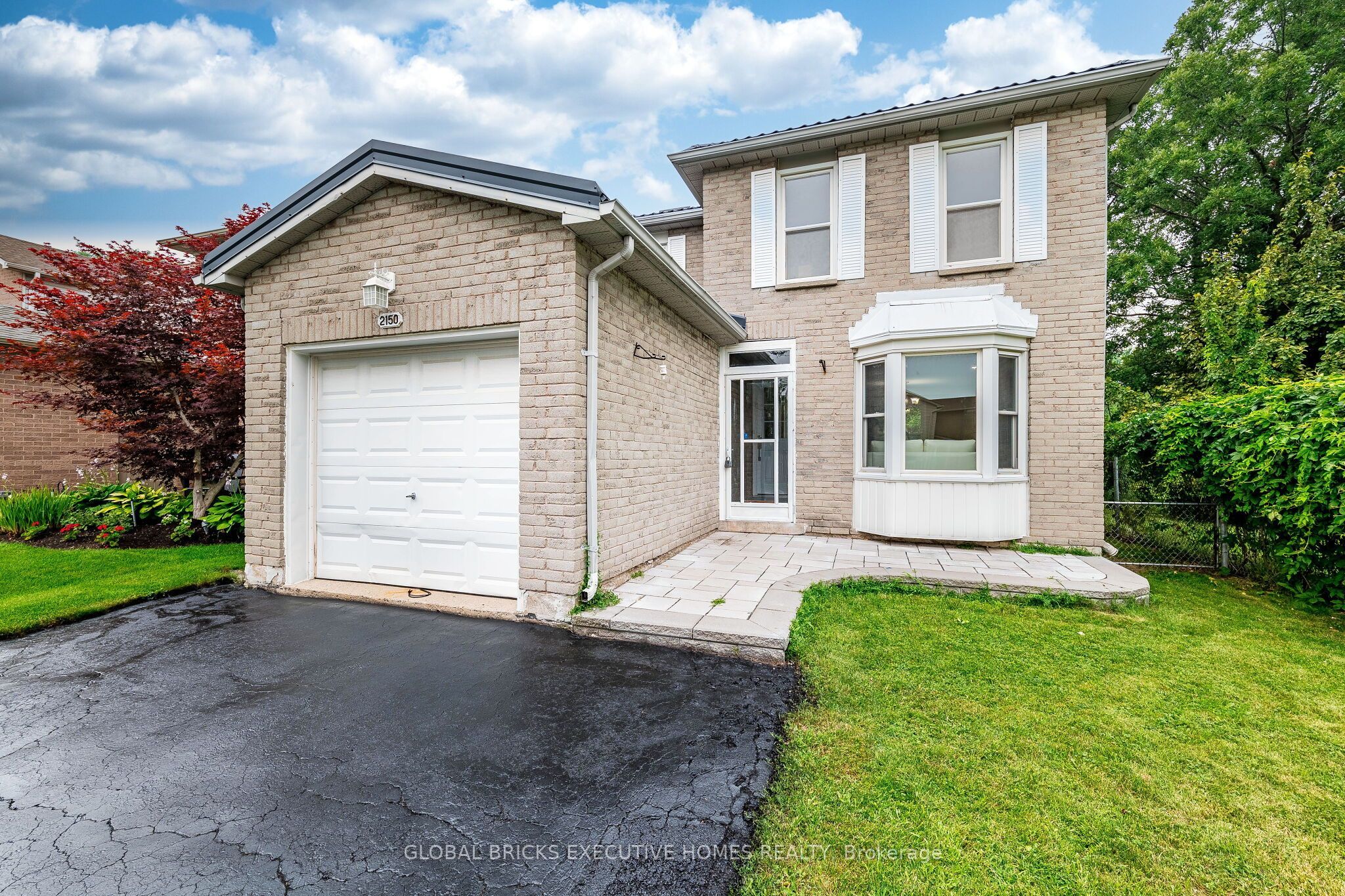 2150 Hunt Crescent, Burlington, ON L7M 2P3 photo 2