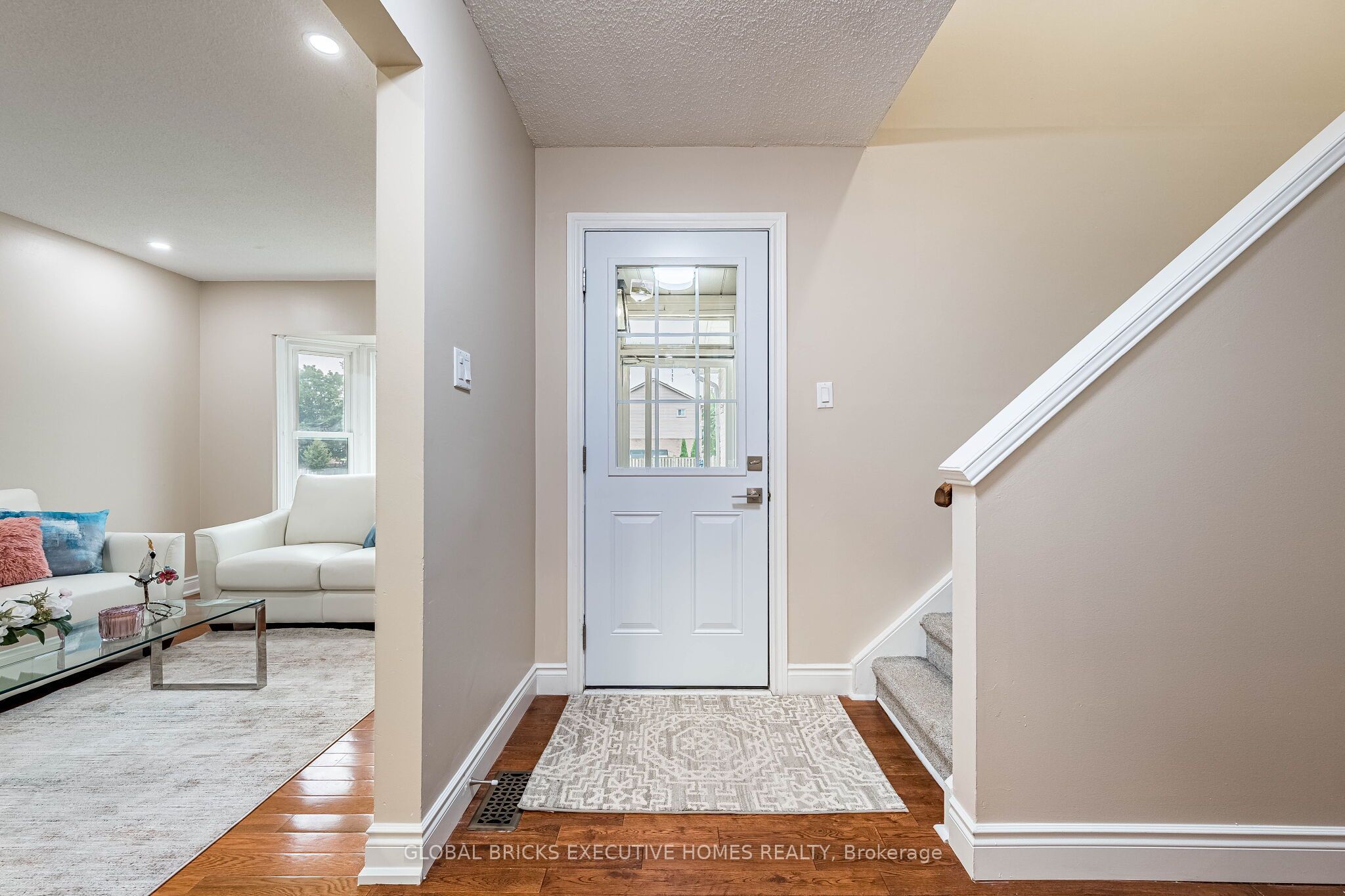 2150 Hunt Crescent, Burlington, ON L7M 2P3 photo 4