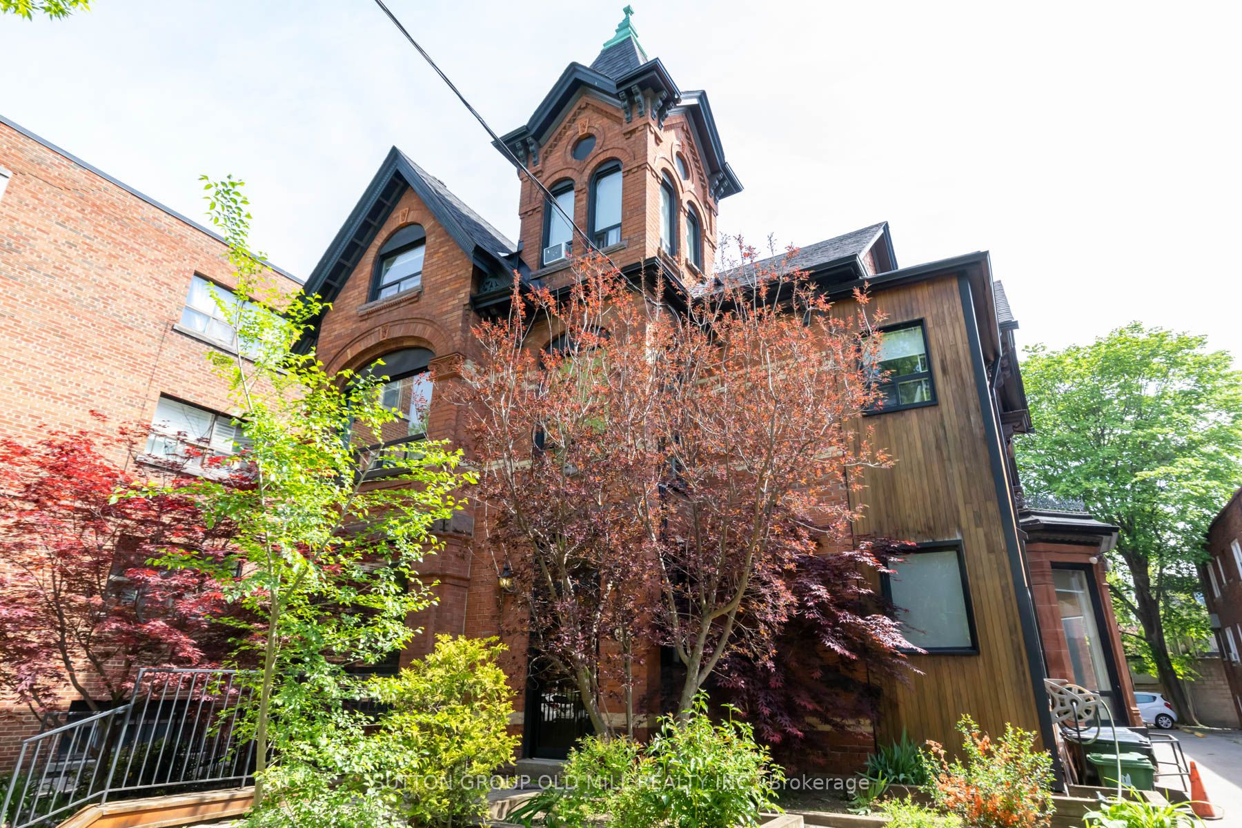 133 Dunn Avenue 202, Toronto, ON M6K 2R8 photo 2