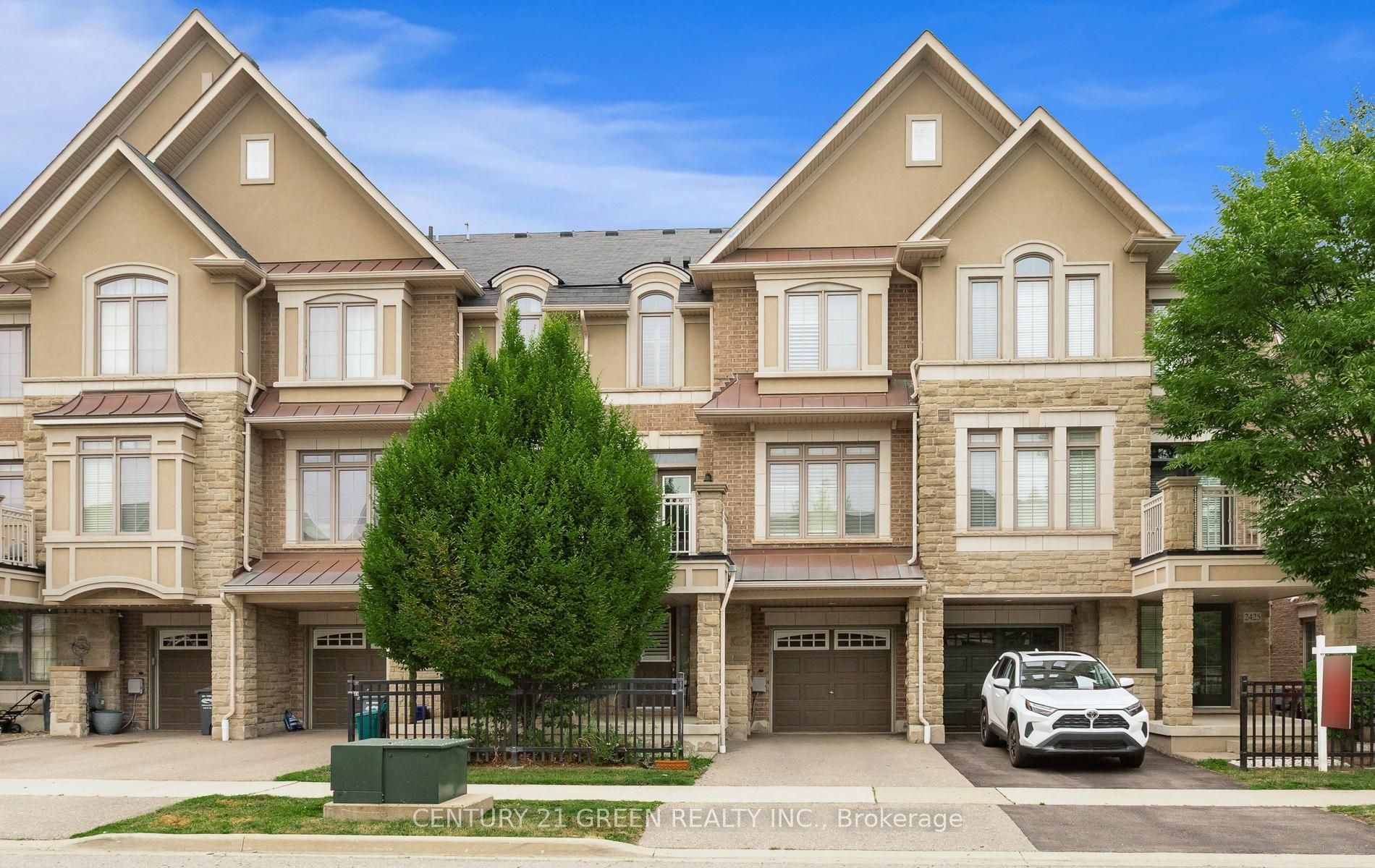 2427 Greenwich Drive, Oakville, ON L6M 0S4 photo 4