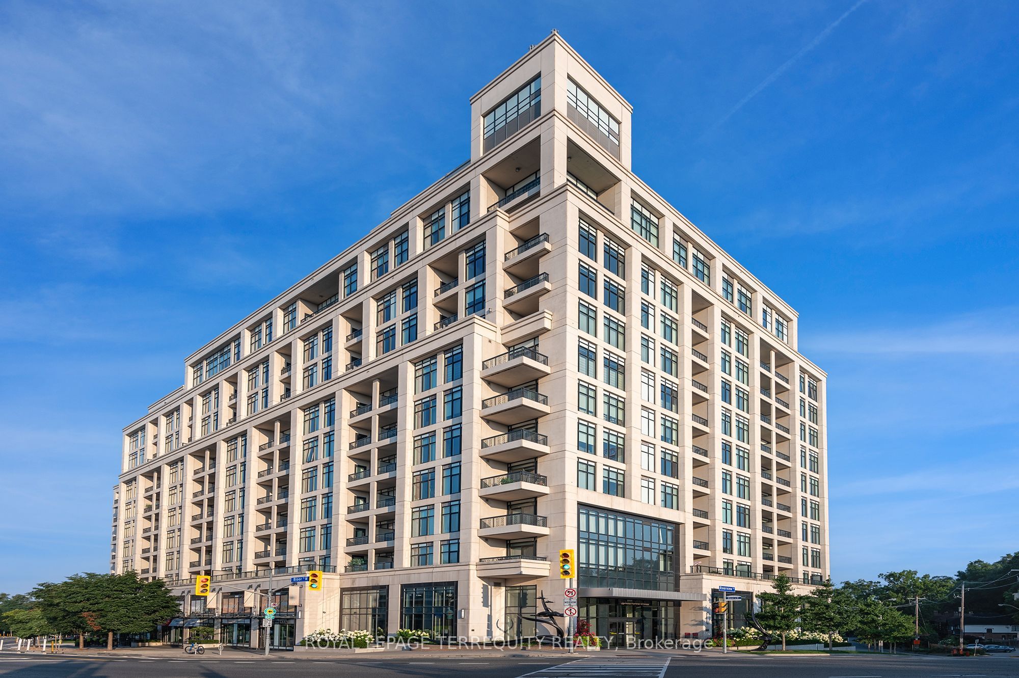1 Old Mill Drive 911, Toronto, ON M6S 0A1