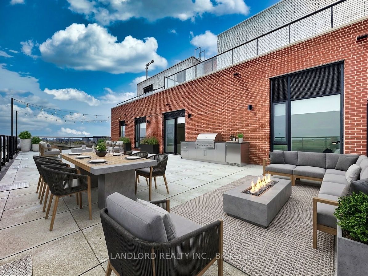 3100 Keele Street 1202, Toronto, ON M3M 0E1 photo 5