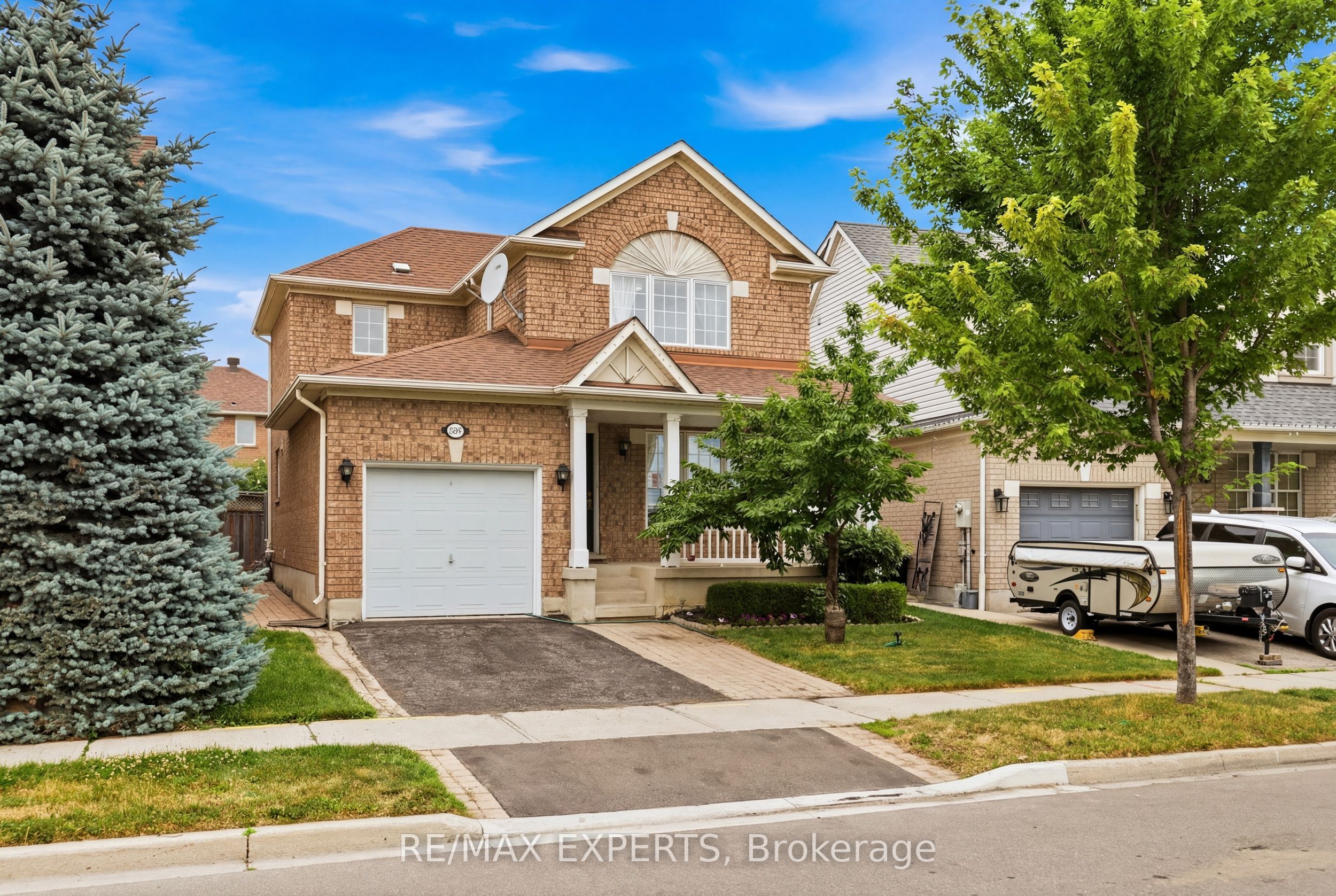 554 Caverhill Crescent, Milton, ON L9T 5K6