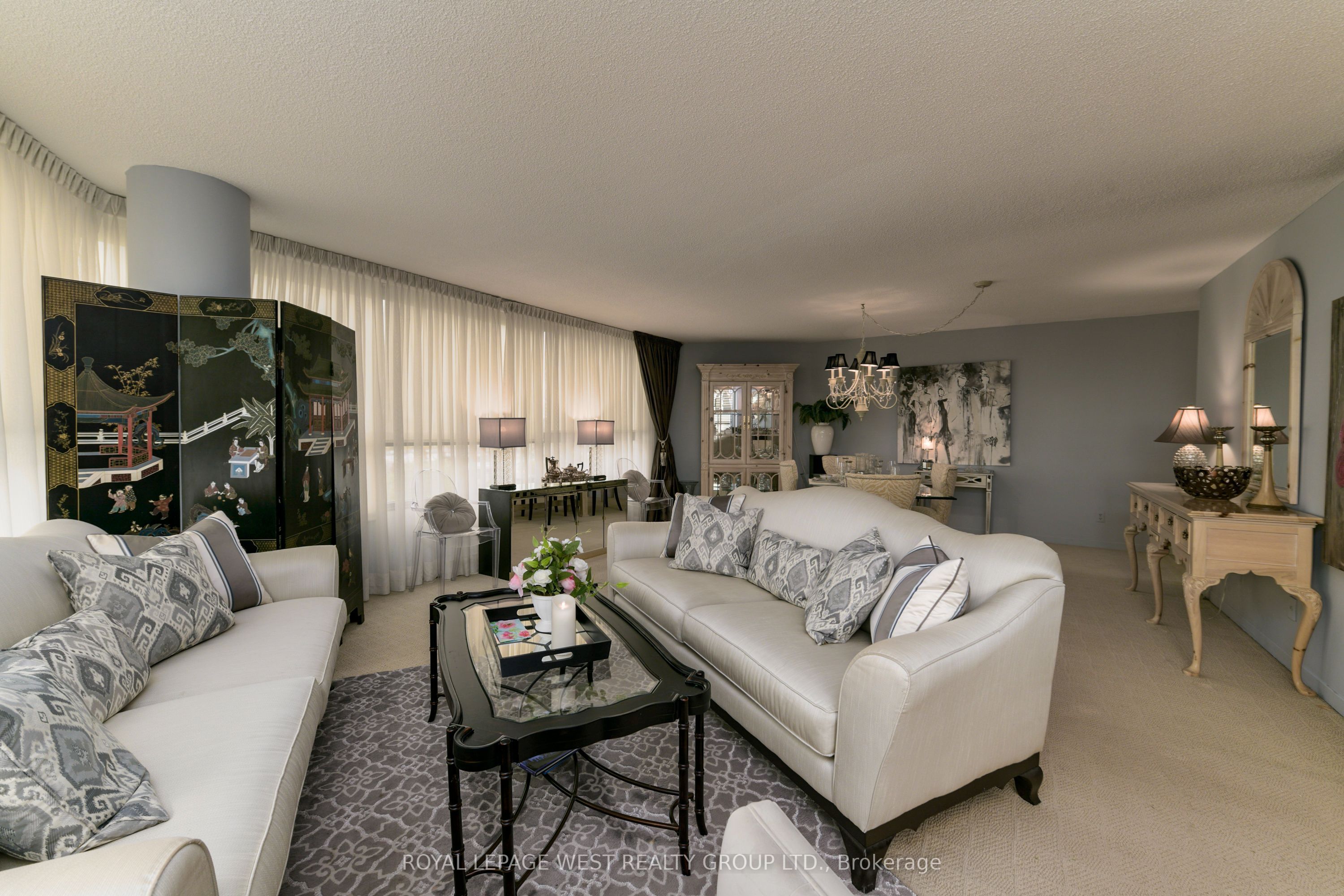 1300 Bloor Street 1005, Mississauga, ON L4Y 3Z2 photo 4
