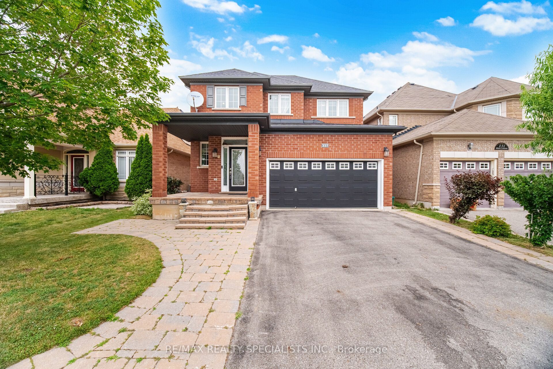 227 Minto Crescent, Milton, ON L9T 7P4 photo 3
