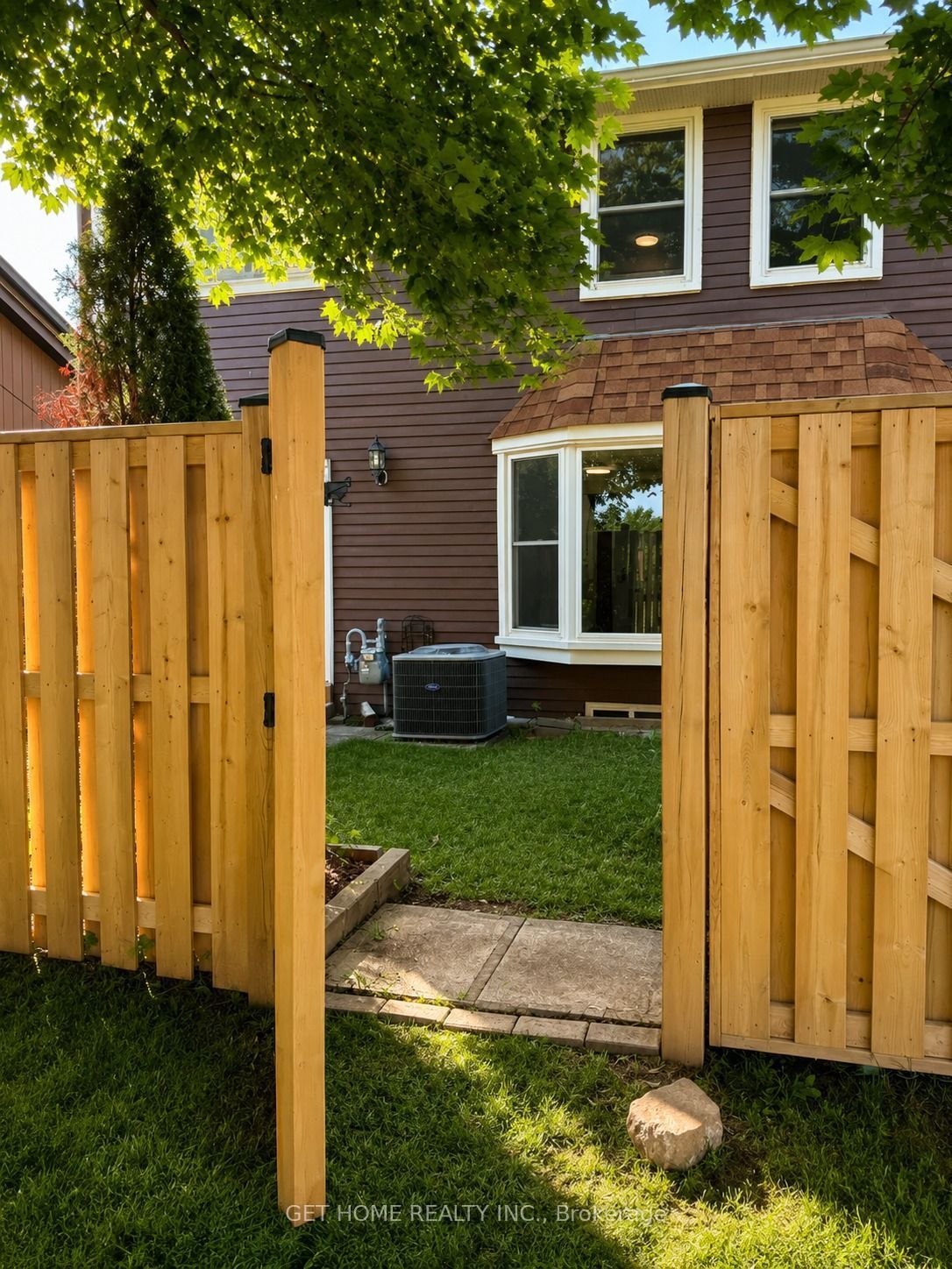 2185 Fairchild Boulevard #23, Burlington, ON L7P 3P6 photo 5