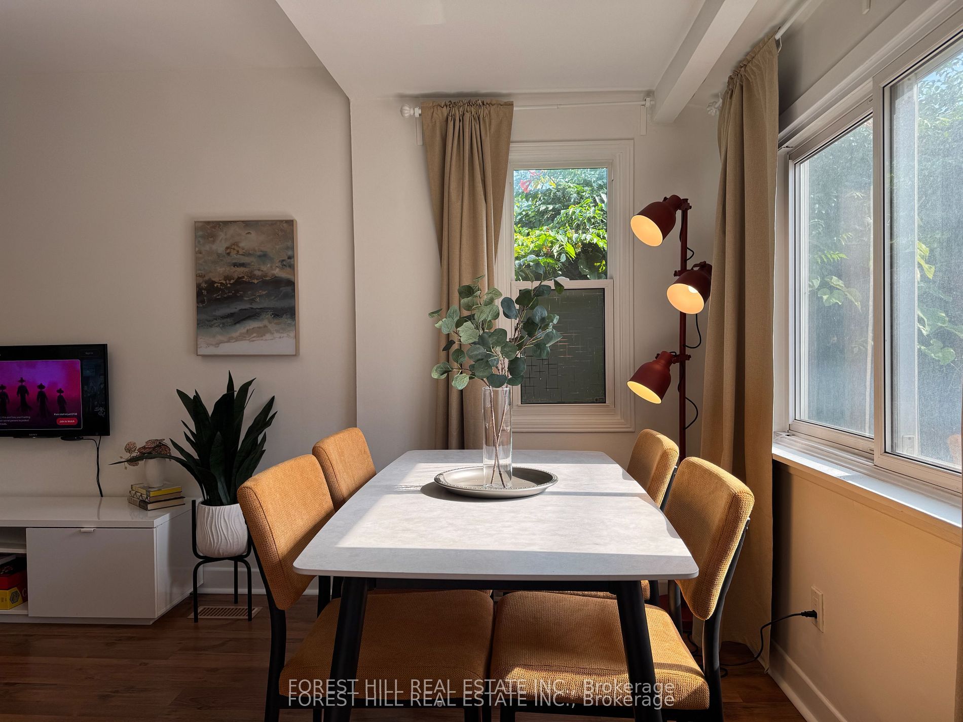 325 Westmoreland Avenue N, Toronto, ON M6H 3A6 photo 3