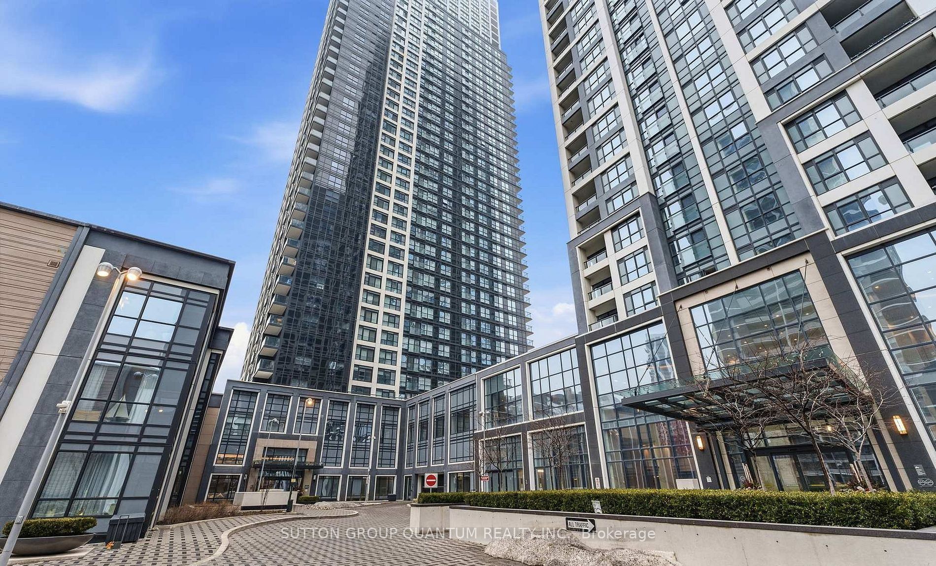 5 Mabelle Avenue 1532, Toronto, ON M9A 0C8